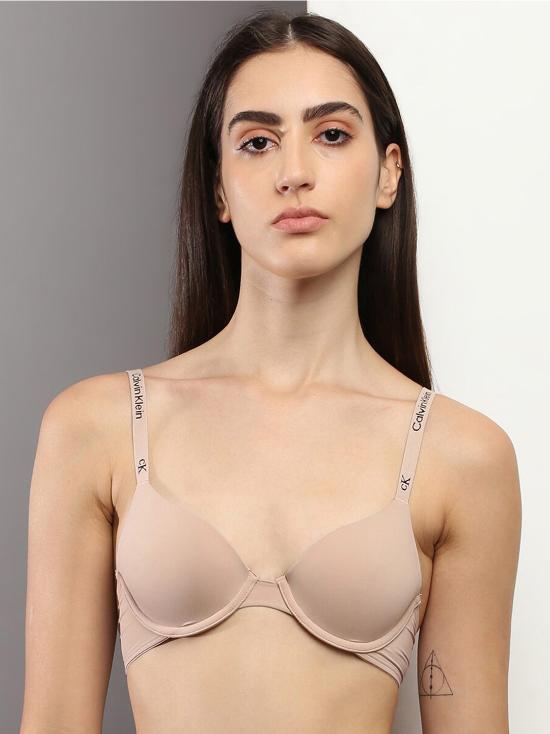 Calvin Klein Underwear Underwired Lightly Padded All Day Comfort Medium Coverage Bra, Nude
Calvin Klein Underwear Underwired Lightly Padded All Day Comfort Medium Coverage Bra, Nude