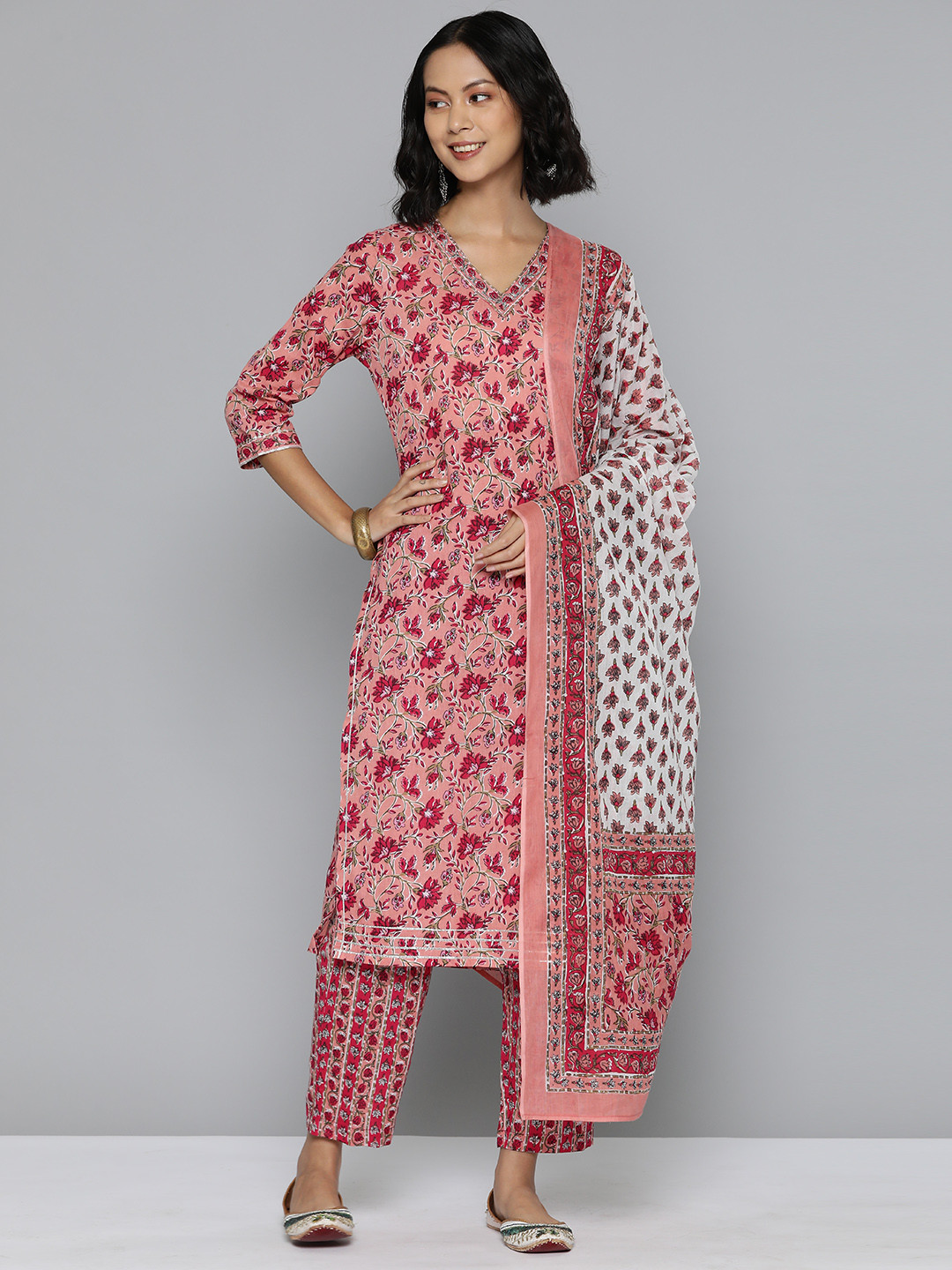 HERE&NOW Women Pink Ethnic Motifs Printed Regular Pure Cotton Kurta with Trousers & With Dupatta
HERE&NOW Women Pink Ethnic Motifs Printed Regular Pure Cotton Kurta with Trousers & With Dupatta
