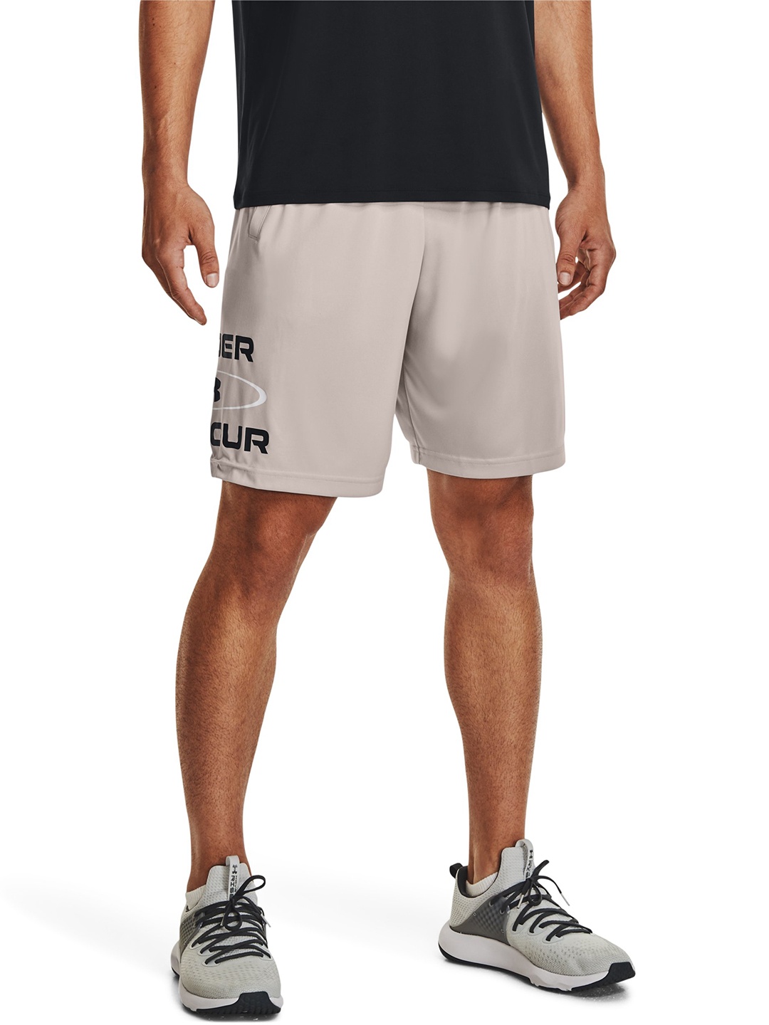 UNDER ARMOUR Men Typography Printed Loose Fit Low-Rise Training Sports Shorts, Grey
UNDER ARMOUR Men Typography Printed Loose Fit Low-Rise Training Sports Shorts, Grey
