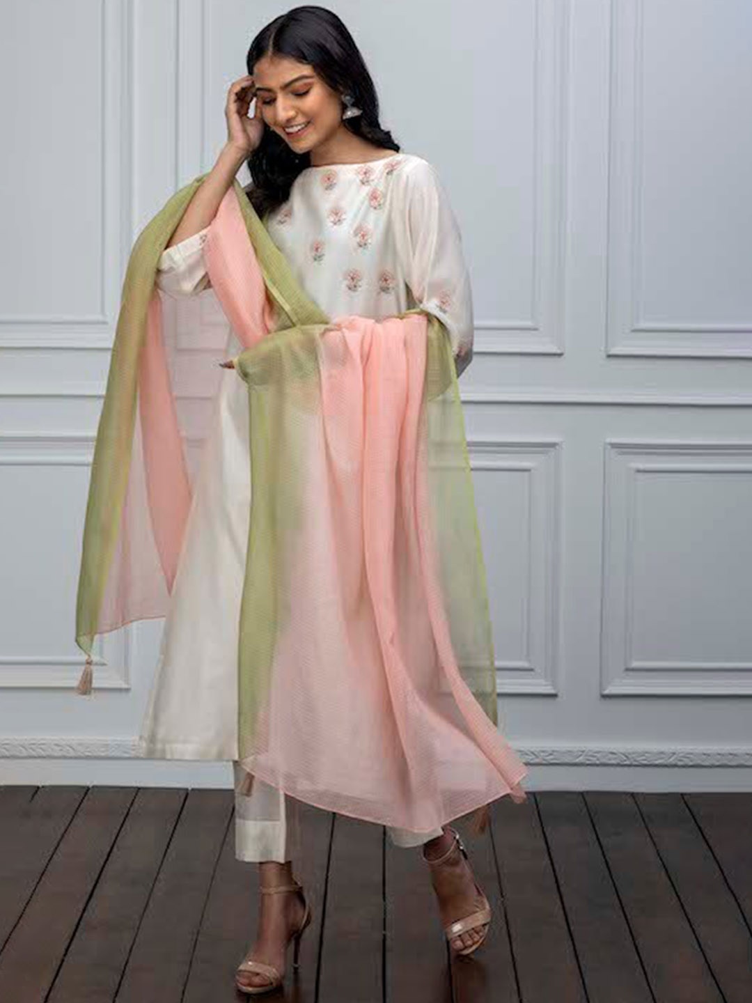 SMRITI GUPTA Floral Embroidered Chanderi Cotton Kurta with Trousers & Dupatta, Off white
SMRITI GUPTA Floral Embroidered Chanderi Cotton Kurta with Trousers & Dupatta, Off white