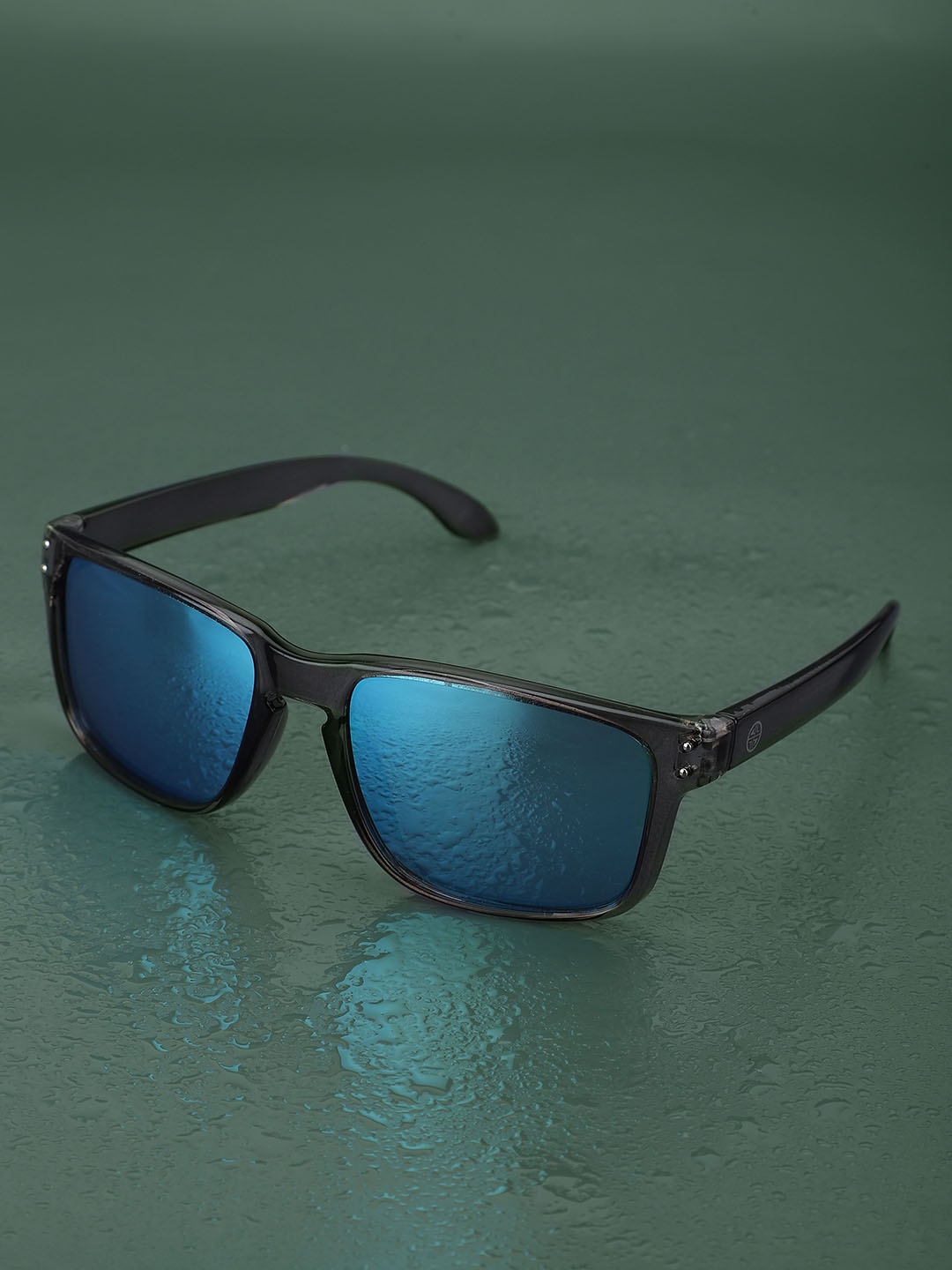 Carlton London Premium Men Polarised & UV Protected Lens Wayfarer Sunglasses - CLSM141, Transparent
Carlton London Premium Men Polarised & UV Protected Lens Wayfarer Sunglasses - CLSM141, Transparent
