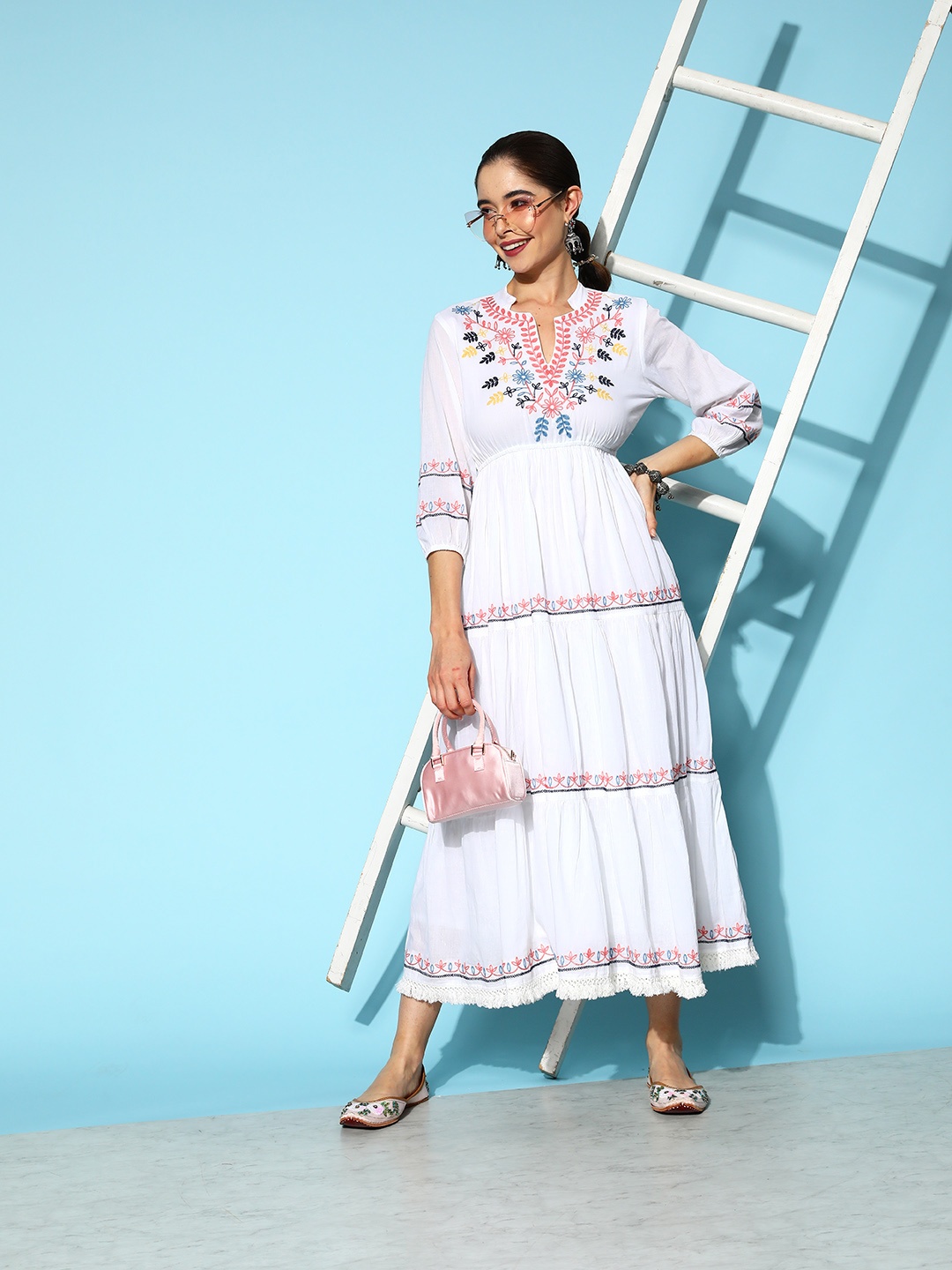 Yufta Floral Embroidered Puff Sleeves Mandarin Collar Pure Cotton Midi Ethnic Dress, White
Yufta Floral Embroidered Puff Sleeves Mandarin Collar Pure Cotton Midi Ethnic Dress, White