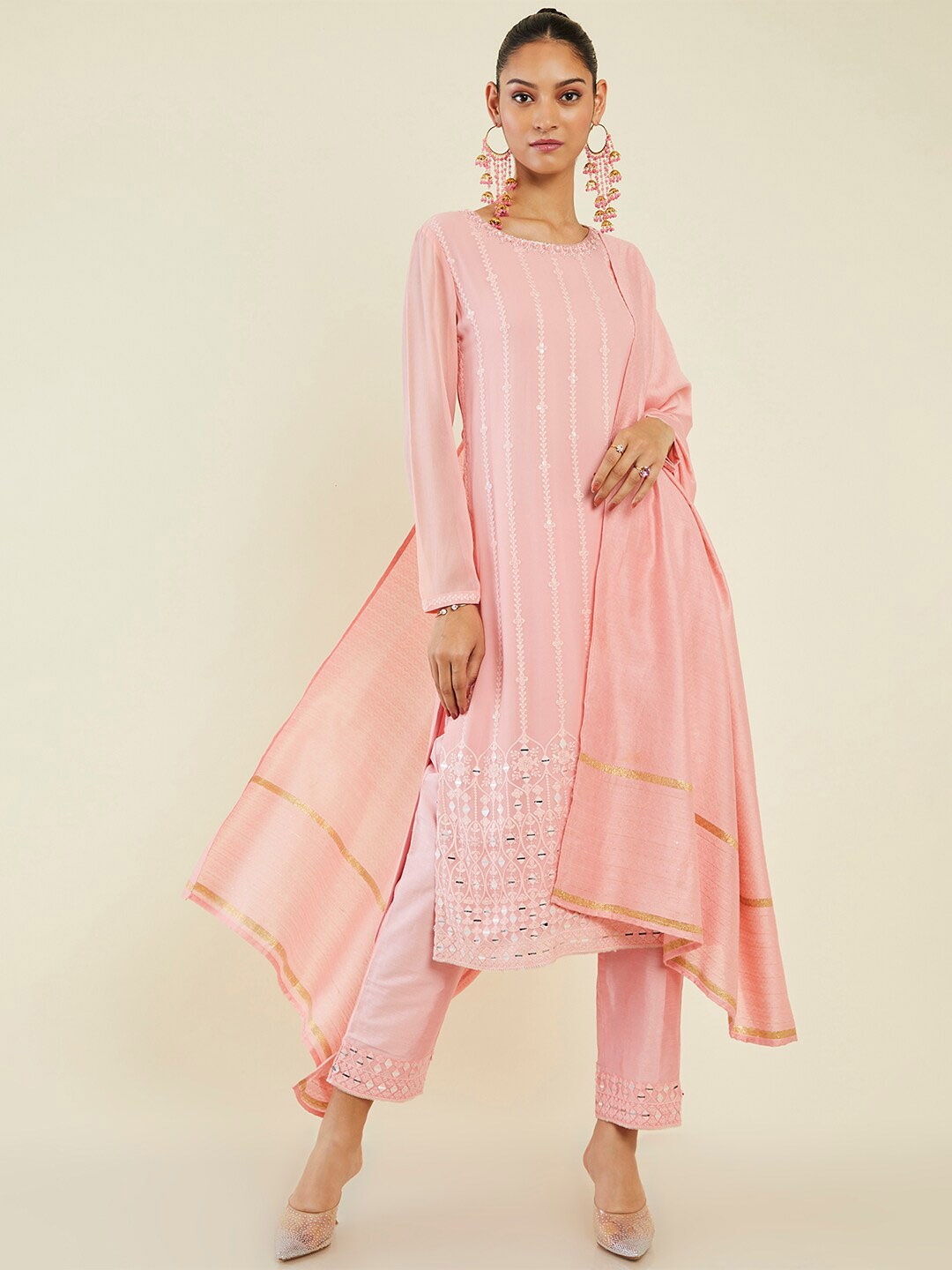 Soch Floral Embroidered Mirror Work Puff Sleeves Kurta with Trousers & Dupatta, Peach
Soch Floral Embroidered Mirror Work Puff Sleeves Kurta with Trousers & Dupatta, Peach