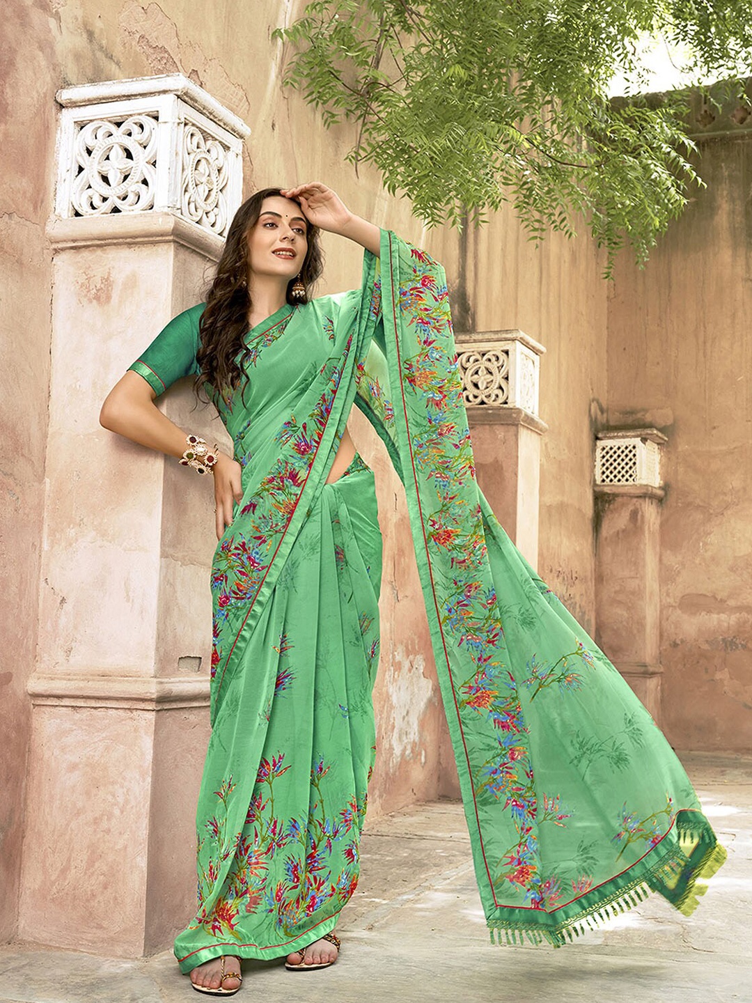 ODETTE Floral Printed Poly Georgette Saree, Sea green