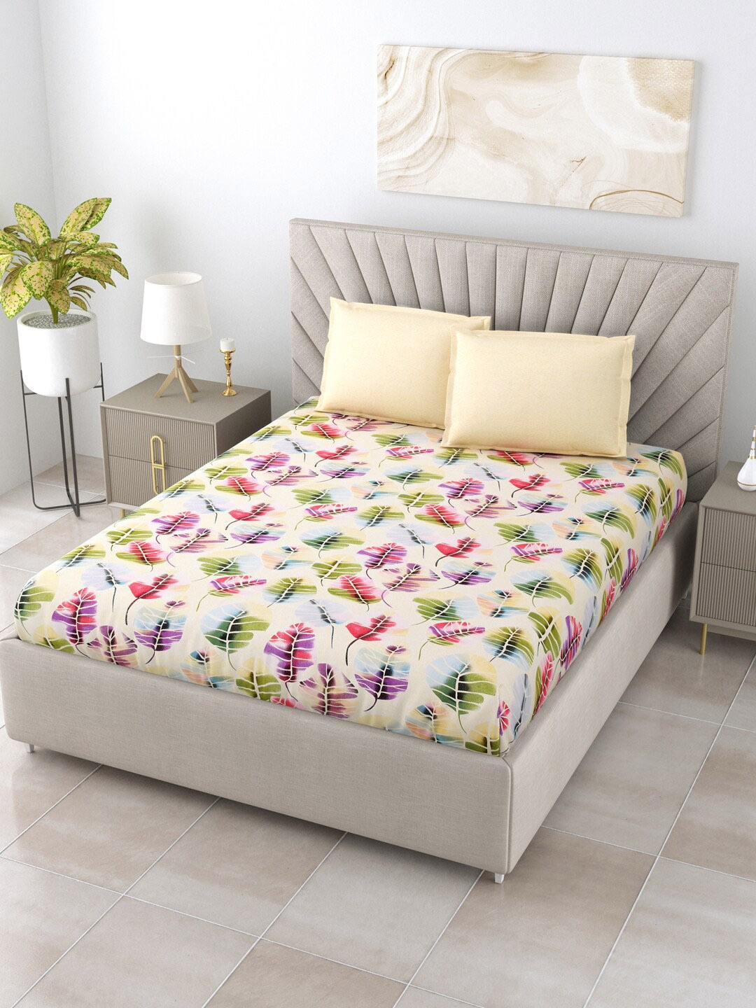 Salona Bichona Unique Cream & Pink Floral 120 TC Queen Bedsheet with 2 Pillow Covers
Salona Bichona Unique Cream & Pink Floral 120 TC Queen Bedsheet with 2 Pillow Covers