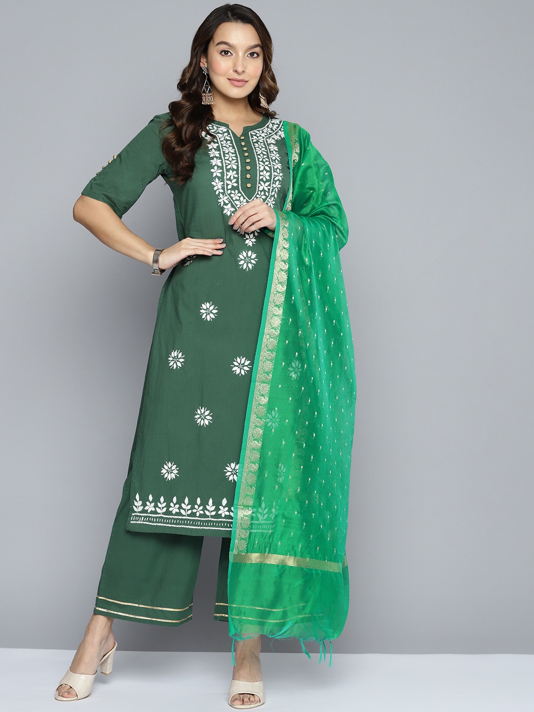 HERE&NOW Floral Embroidered Chikankari Pure Cotton Kurta With Palazzos & Dupatta, Green
HERE&NOW Floral Embroidered Chikankari Pure Cotton Kurta With Palazzos & Dupatta, Green