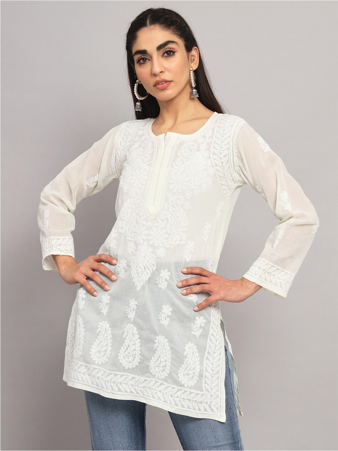 PARAMOUNT CHIKAN Ethnic Motifs Embroidered Chikankari Pure Cotton Kurti, Cream
PARAMOUNT CHIKAN Ethnic Motifs Embroidered Chikankari Pure Cotton Kurti, Cream