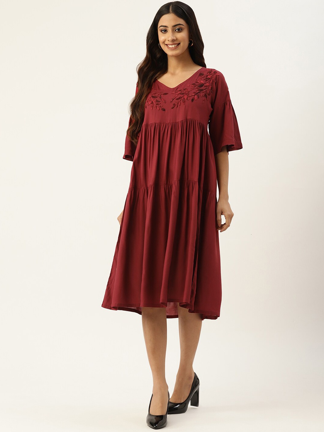 SANSKRUTIHOMES Floral Embroidered V-Neck Flared Sleeves Fit & Flared Midi Ethnic Dress, Maroon
SANSKRUTIHOMES Floral Embroidered V-Neck Flared Sleeves Fit & Flared Midi Ethnic Dress, Maroon