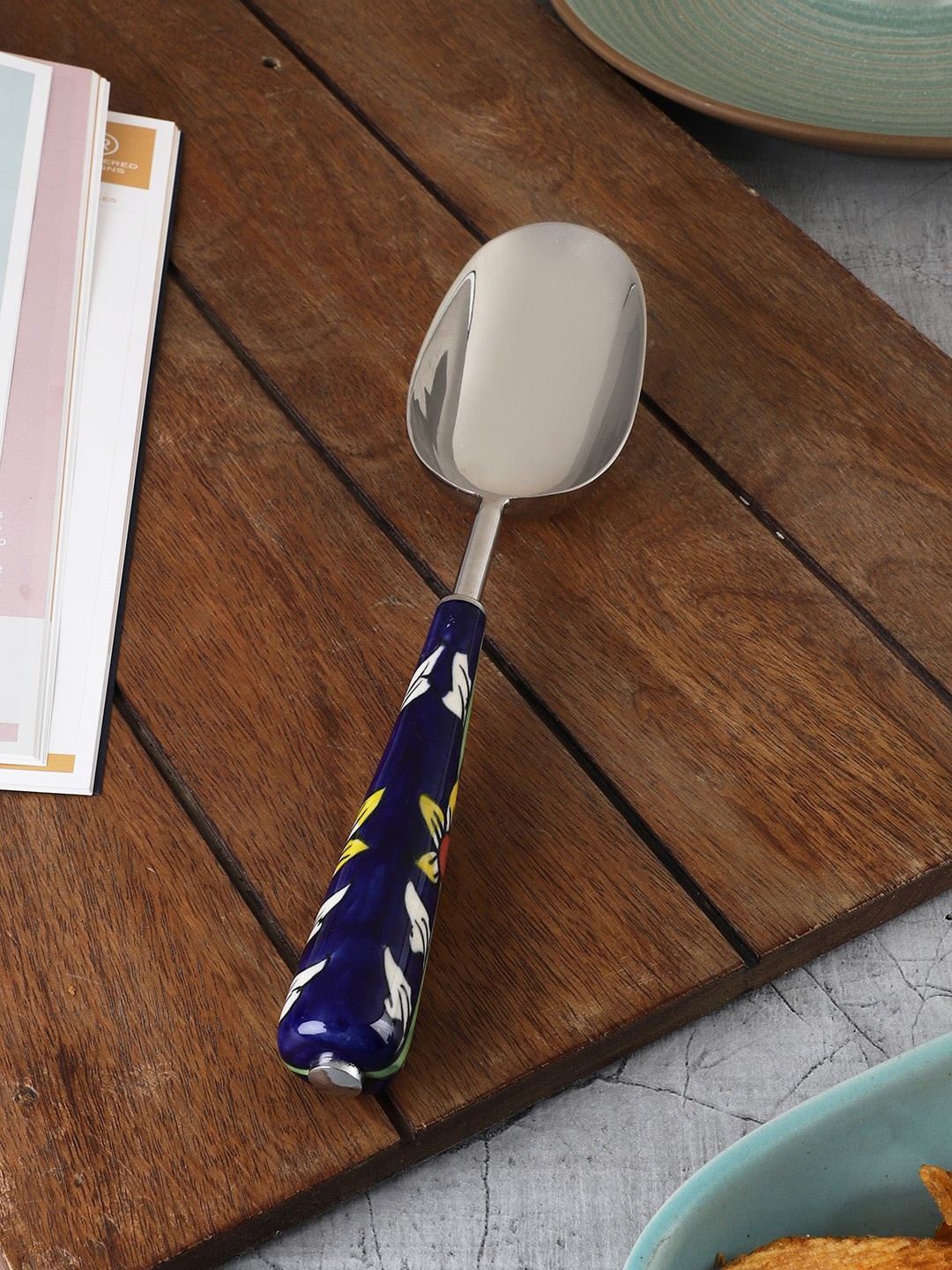 MIAH Decor The Gardenia Collection Blue Printed Stainless Steel & Ceramic Serving Cutlery
MIAH Decor The Gardenia Collection Blue Printed Stainless Steel & Ceramic Serving Cutlery