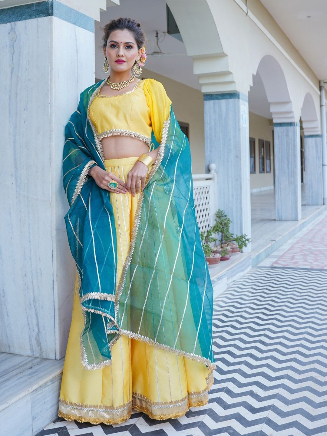 HOUSE OF JAMOTI Embellished Puffed Sleeves Ready To Wear Lehenga & Blouse With Dupatta, Yellow
HOUSE OF JAMOTI Embellished Puffed Sleeves Ready To Wear Lehenga & Blouse With Dupatta, Yellow