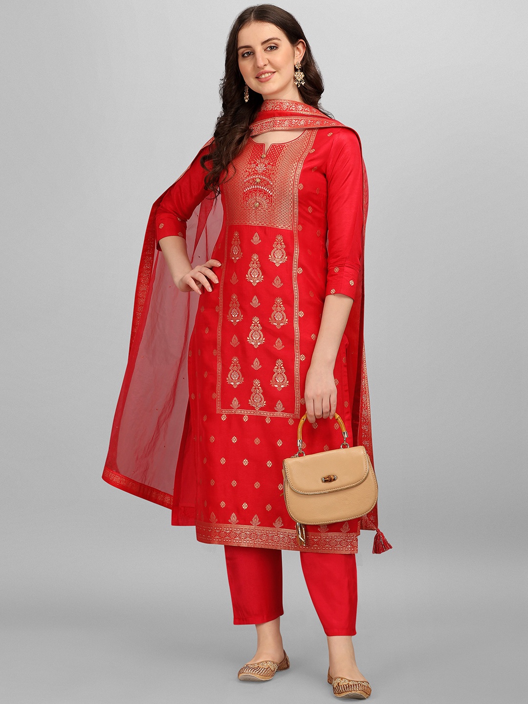 Seerat Ethnic Motifs Woven Design Zari Jacquard Pure Silk Kurta with Trousers & Dupatta, Red
Seerat Ethnic Motifs Woven Design Zari Jacquard Pure Silk Kurta with Trousers & Dupatta, Red