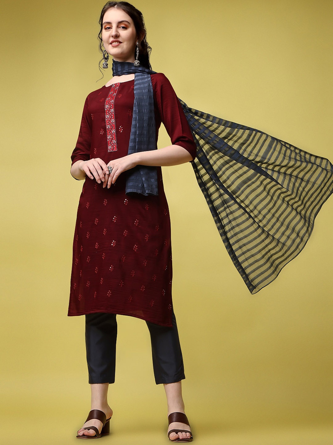 KALINI Ethnic Motifs Embroidered Sequined Kurta with Trousers & With Dupatta, Maroon
KALINI Ethnic Motifs Embroidered Sequined Kurta with Trousers & With Dupatta, Maroon