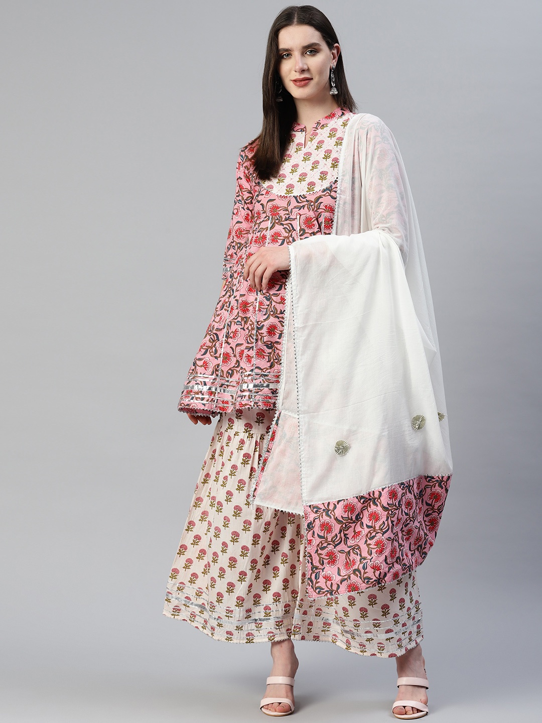 KALINI Floral Printed Panelled Gotta Patti Pure Cotton Kurta with Sharara & With Dupatta, Pink
KALINI Floral Printed Panelled Gotta Patti Pure Cotton Kurta with Sharara & With Dupatta, Pink
