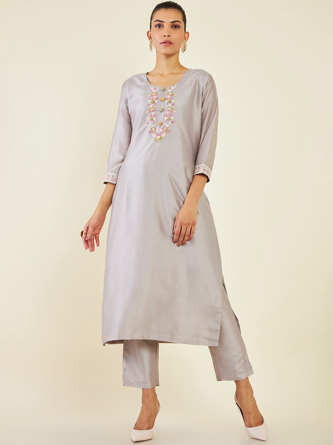 Soch Floral Embroidered Beads and Stones Pure Silk Kurta with Trousers & Dupatta, Grey
Soch Floral Embroidered Beads and Stones Pure Silk Kurta with Trousers & Dupatta, Grey