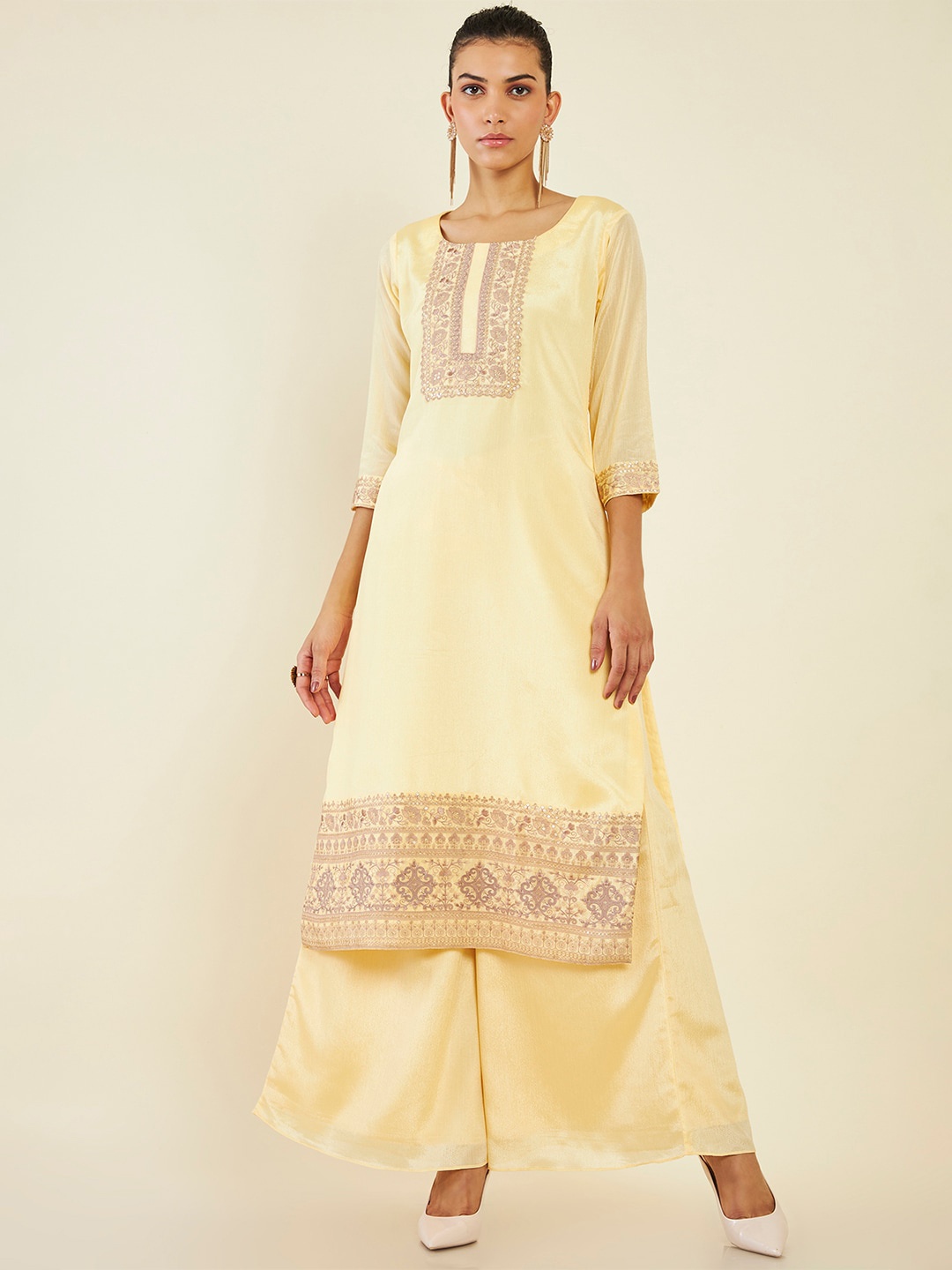 Soch Floral Embroidered Sequinned Pure Wool Kurta with Palazzos & With Dupatta, Yellow
Soch Floral Embroidered Sequinned Pure Wool Kurta with Palazzos & With Dupatta, Yellow