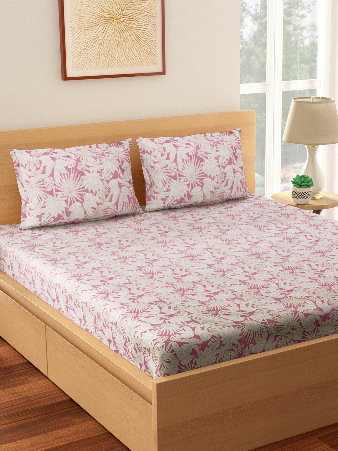 Living scapes by Pantaloons Pink & White Floral 144 TC King Bedsheet With 2 Pillow Covers
Living scapes by Pantaloons Pink & White Floral 144 TC King Bedsheet With 2 Pillow Covers
