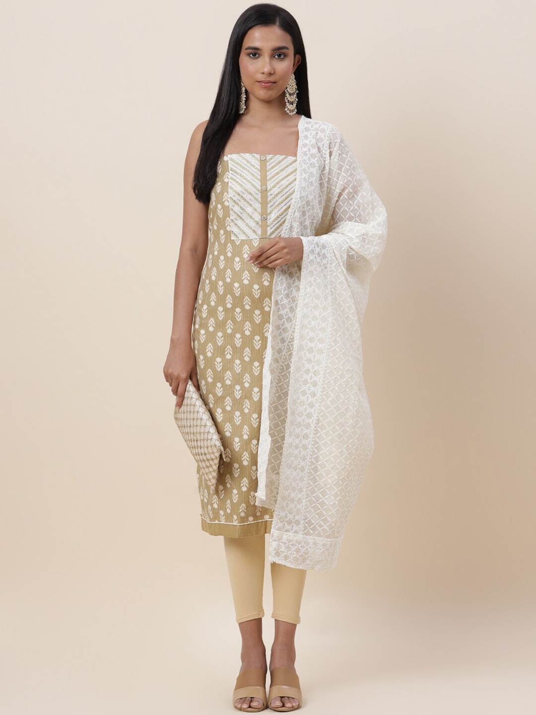 Meena Bazaar Printed Sequin Embroidered Pure Cotton Unstitched Dress Material, Green
Meena Bazaar Printed Sequin Embroidered Pure Cotton Unstitched Dress Material, Green