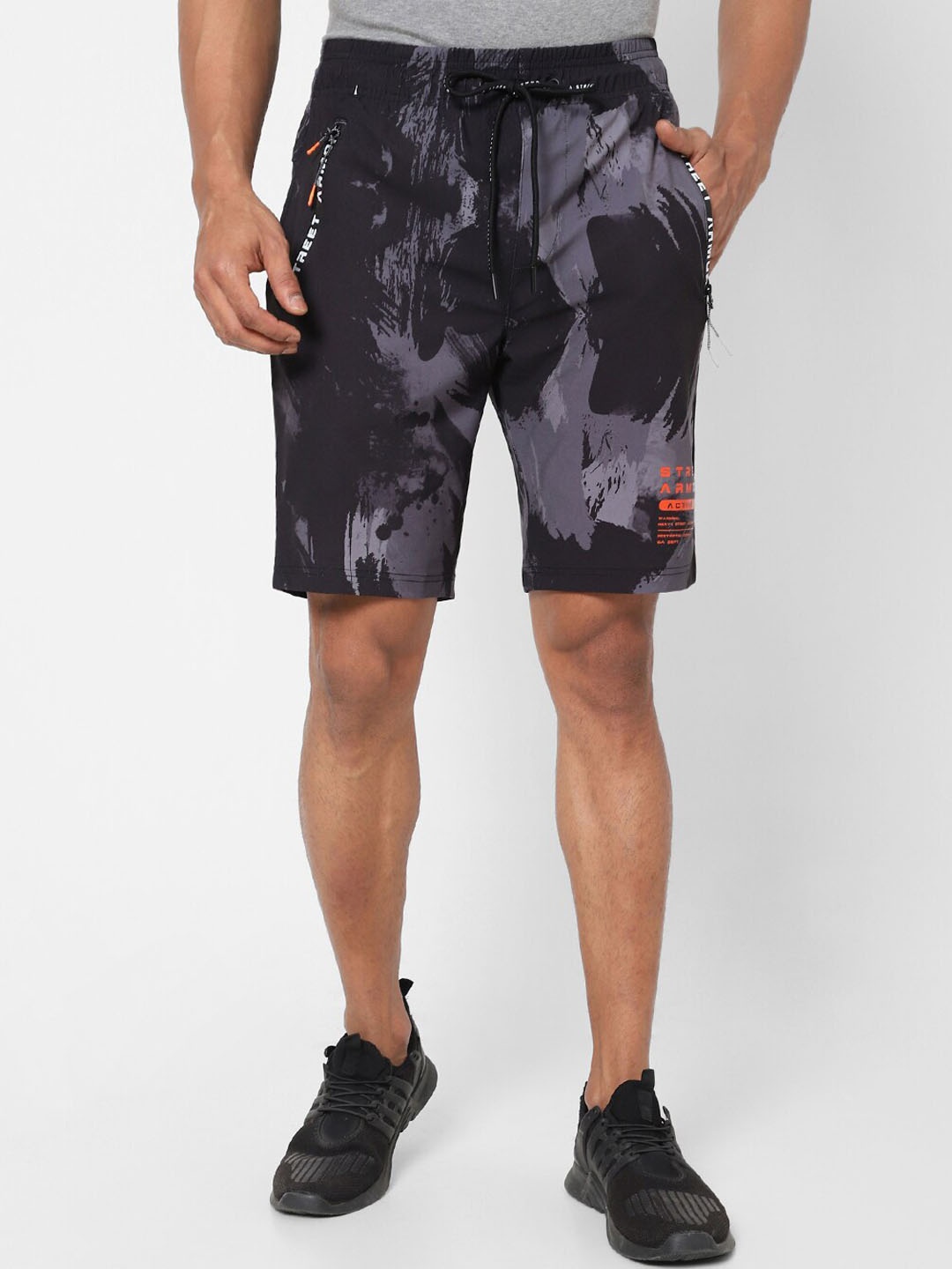 Street Armor by Pantaloons Men Printed Mid-Rise Shorts, Black