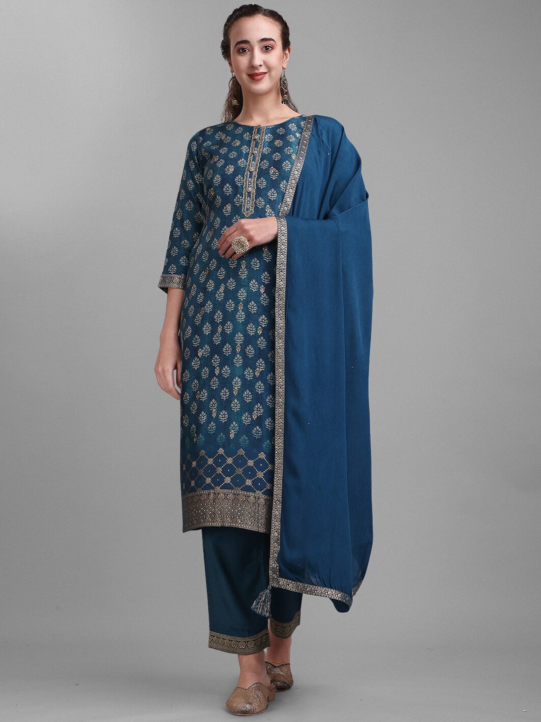 Seerat Ethnic Motifs Printed Zari Jacquard Pure Silk Kurta with Trousers & Dupatta, Navy blue
Seerat Ethnic Motifs Printed Zari Jacquard Pure Silk Kurta with Trousers & Dupatta, Navy blue