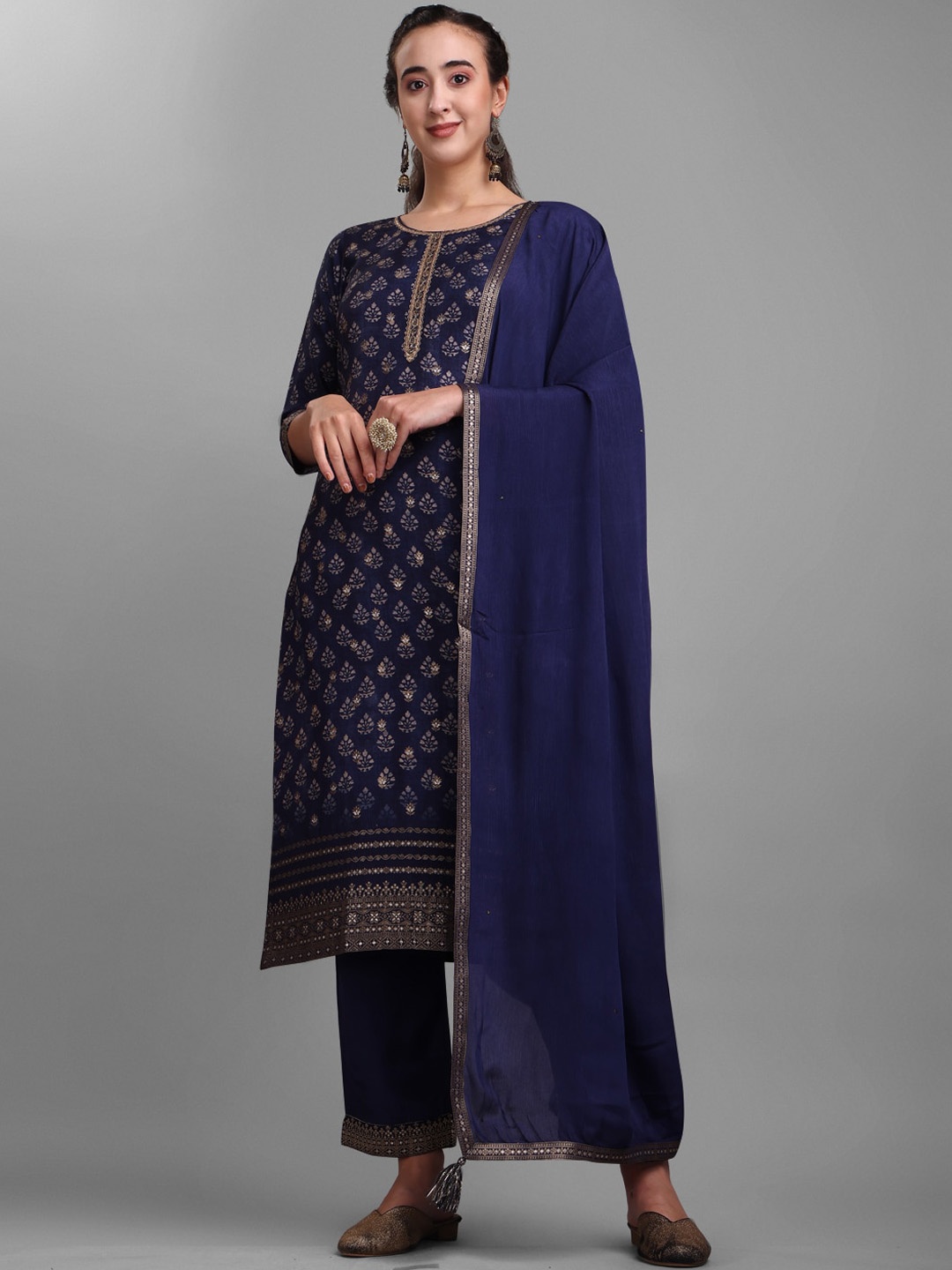 Seerat Ethnic Motifs Printed Zari Jacquard Pure Silk Kurta with Trousers & Dupatta, Navy blue
Seerat Ethnic Motifs Printed Zari Jacquard Pure Silk Kurta with Trousers & Dupatta, Navy blue