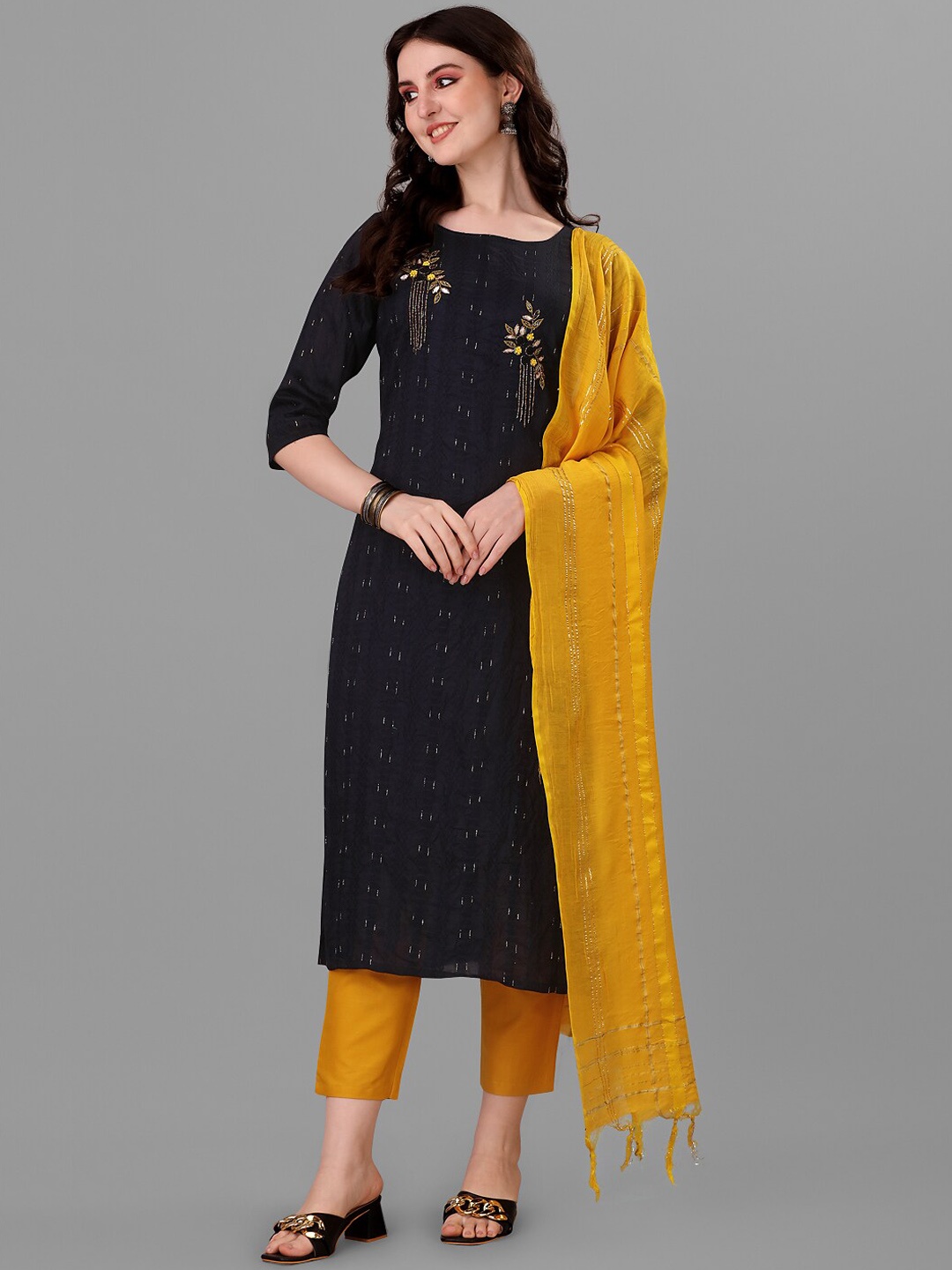 Angroop Floral Embroidered Zardozi Pure Cotton Kurta with Trousers & Dupatta, Navy blue
Angroop Floral Embroidered Zardozi Pure Cotton Kurta with Trousers & Dupatta, Navy blue