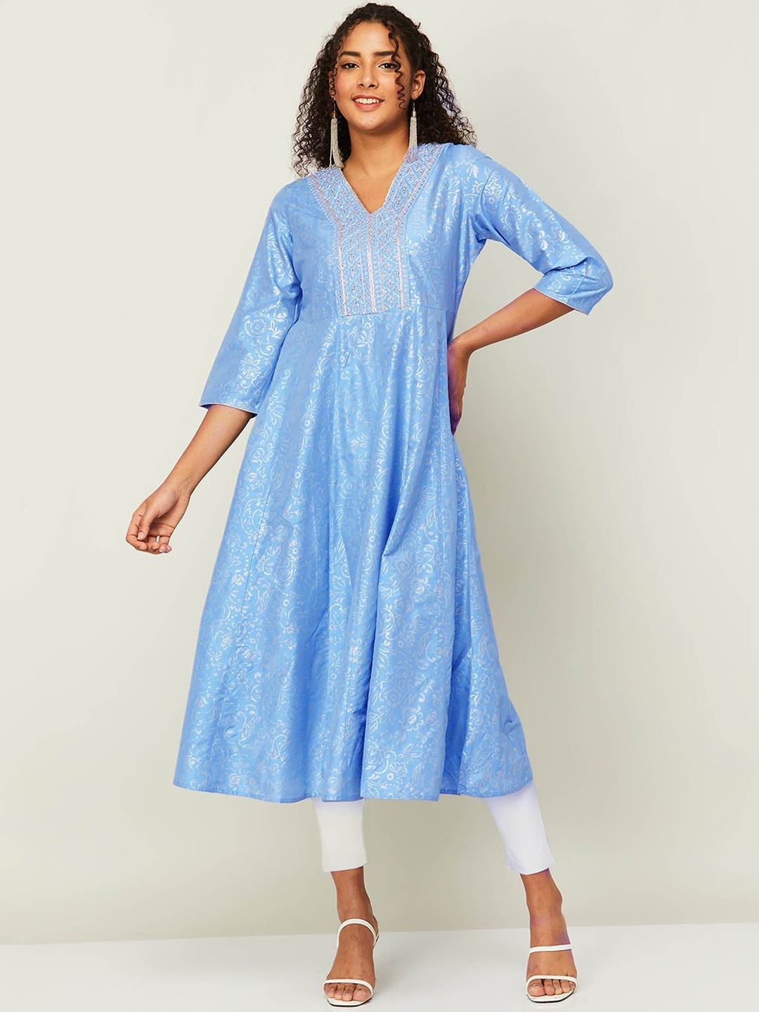 Melange by Lifestyle Ethnic Motifs Printed Sequinned Kurta with Leggings & Dupatta, Blue
Melange by Lifestyle Ethnic Motifs Printed Sequinned Kurta with Leggings & Dupatta, Blue