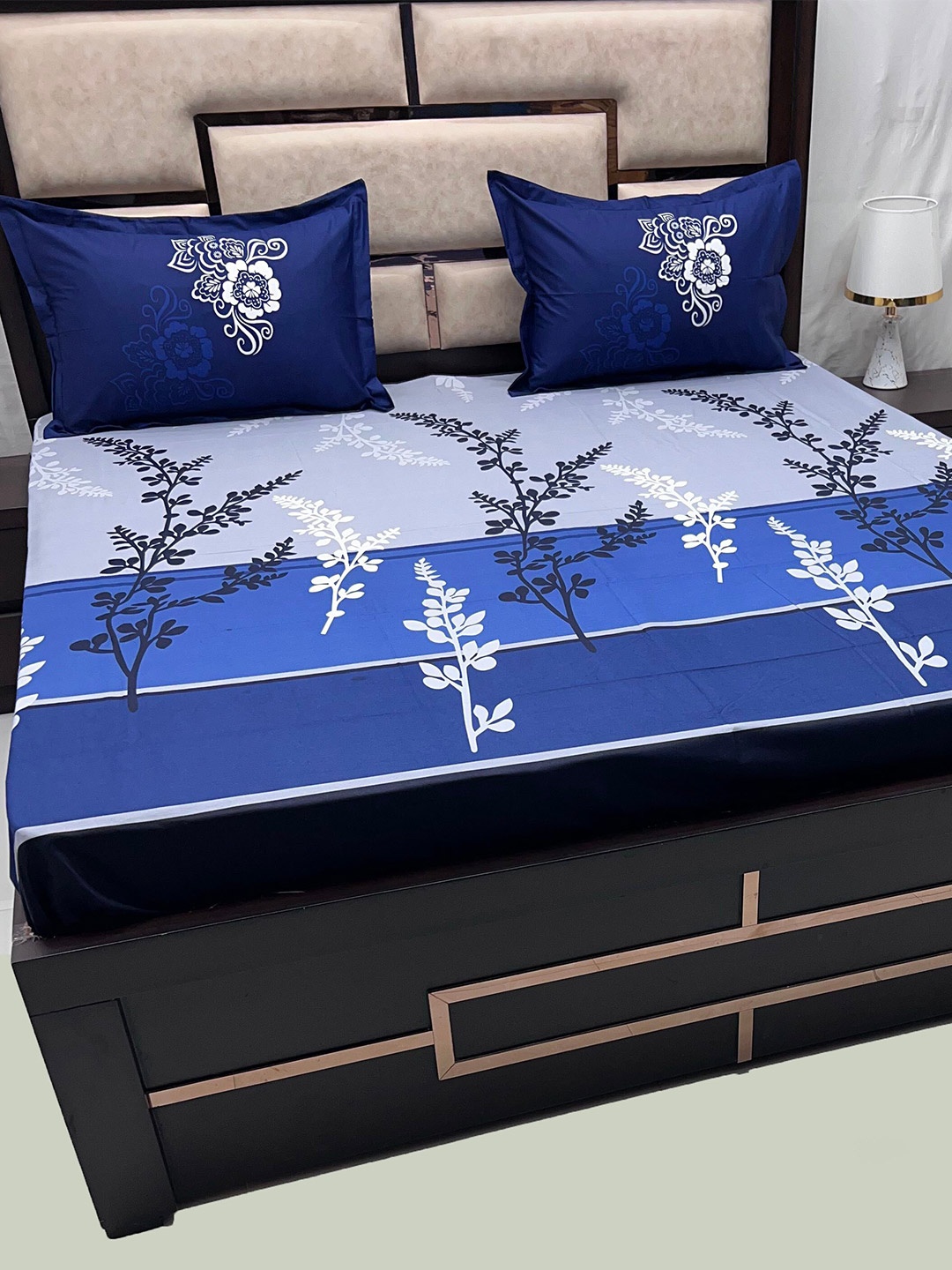 Pure Decor Royal Lifestyle Blue 400 TC Pure Cotton King Bedsheet with 2 Pillow Covers
Pure Decor Royal Lifestyle Blue 400 TC Pure Cotton King Bedsheet with 2 Pillow Covers