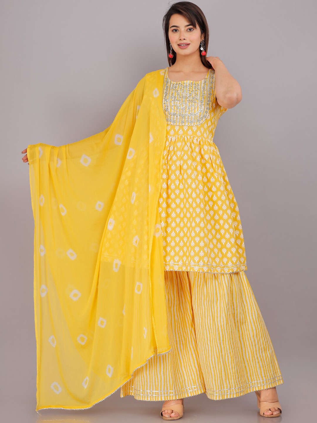 HIGHLIGHT FASHION EXPORT Ethnic Printed Sequinned Pure Cotton Kurta with Sharara & Dupatta, Yellow
HIGHLIGHT FASHION EXPORT Ethnic Printed Sequinned Pure Cotton Kurta with Sharara & Dupatta, Yellow