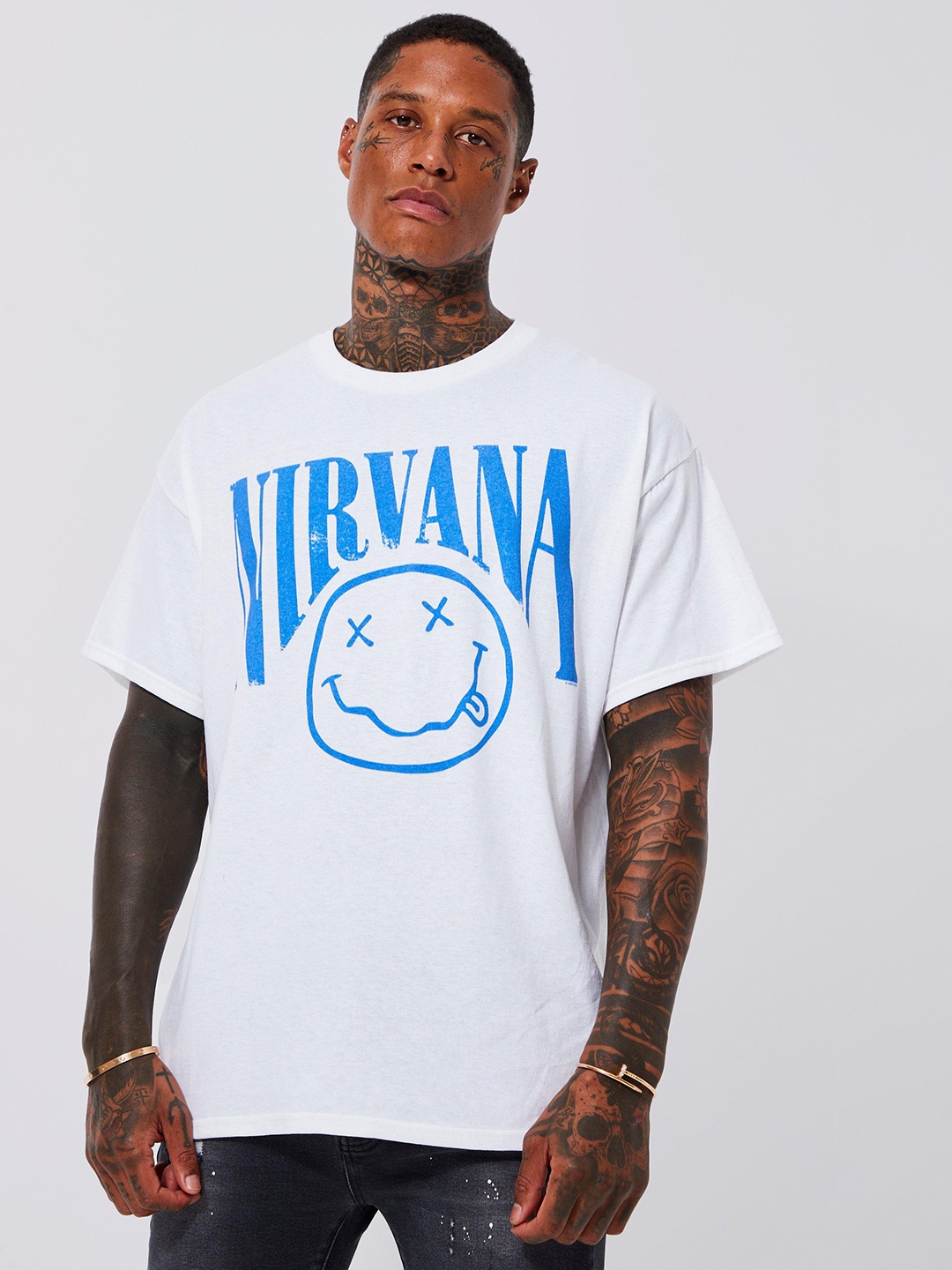 boohooMAN Oversized Nirvana Face Typography Printed Drop-Shoulder Sleeves T-shirt, White
boohooMAN Oversized Nirvana Face Typography Printed Drop-Shoulder Sleeves T-shirt, White