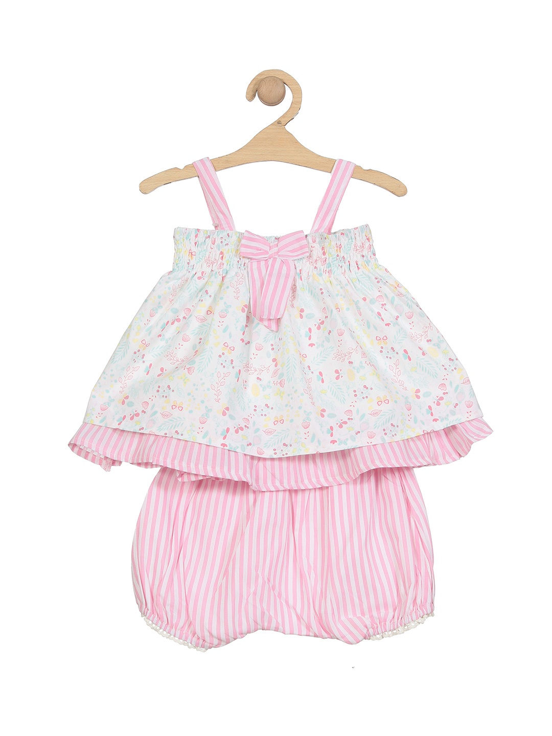 Lil Lollipop Girls Floral Printed Pure Cotton Sleeveless Top With Bloomer Clothing Set, White
Lil Lollipop Girls Floral Printed Pure Cotton Sleeveless Top With Bloomer Clothing Set, White