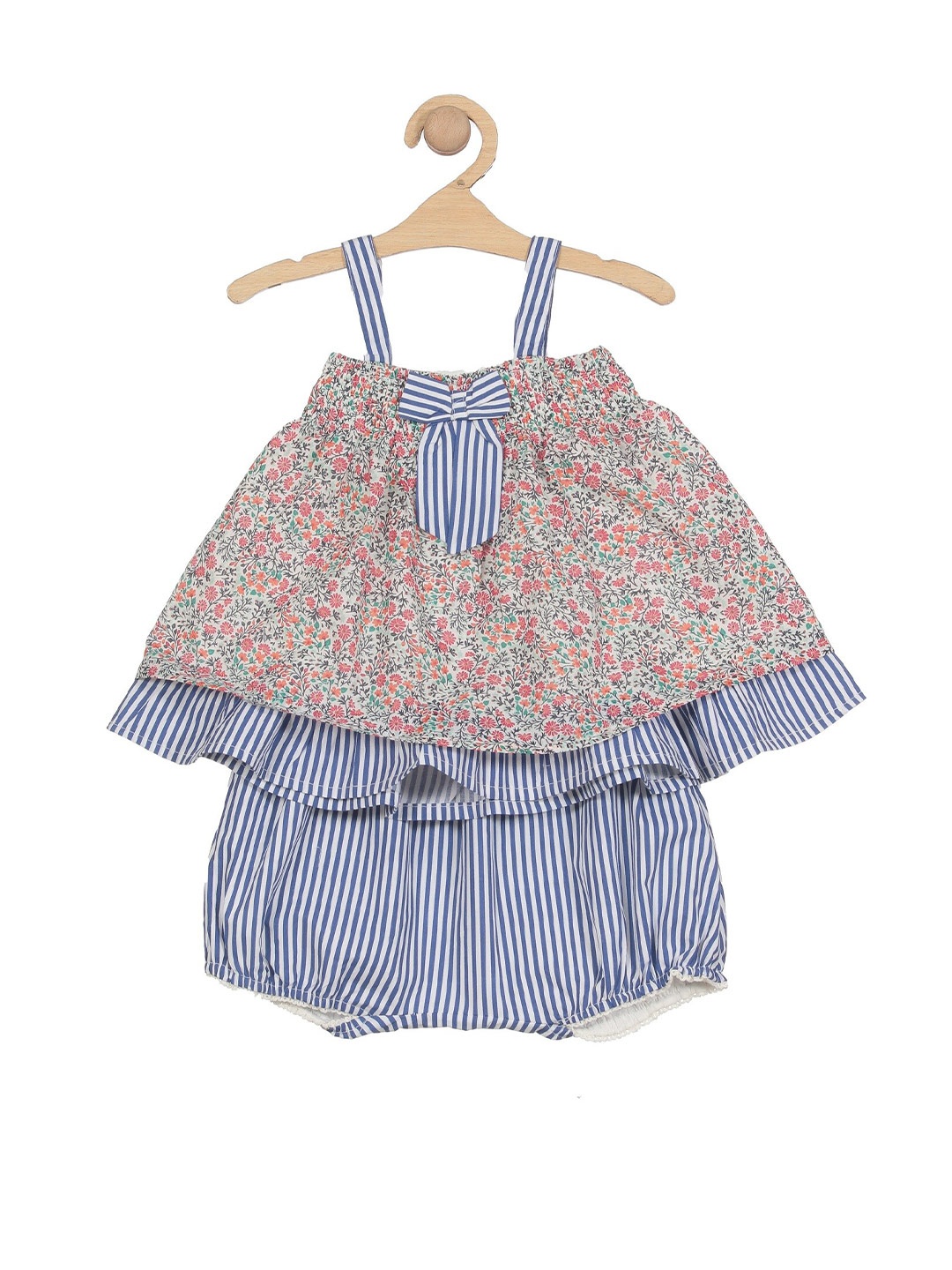Lil Lollipop Girls Floral Printed Pure Cotton Sleeveless Top With Bloomer Clothing Set, Pink
Lil Lollipop Girls Floral Printed Pure Cotton Sleeveless Top With Bloomer Clothing Set, Pink