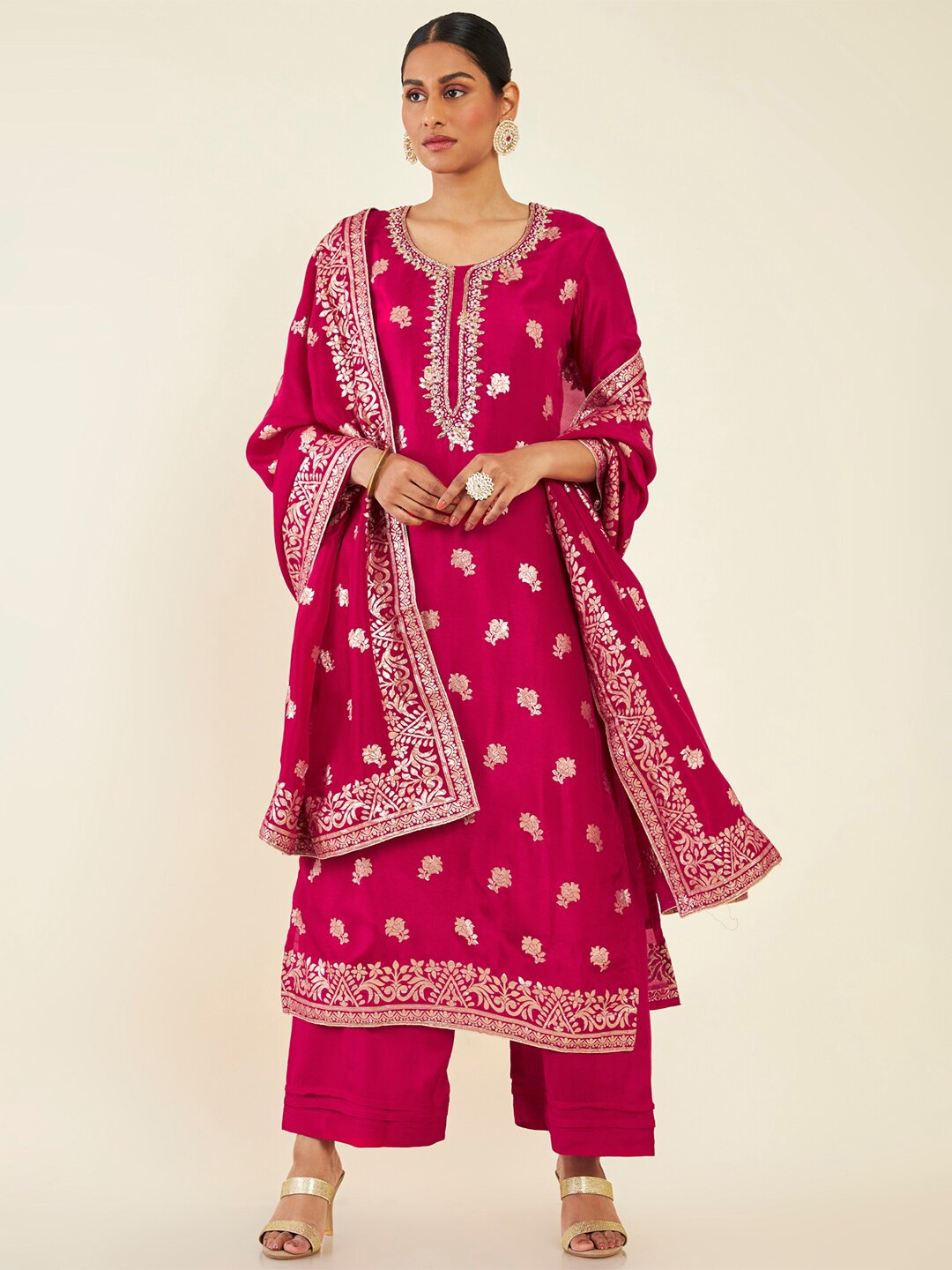 Soch Woven Design Floral Beads & Stones Pure Silk Unstitched Dress Material, Fuchsia
Soch Woven Design Floral Beads & Stones Pure Silk Unstitched Dress Material, Fuchsia
