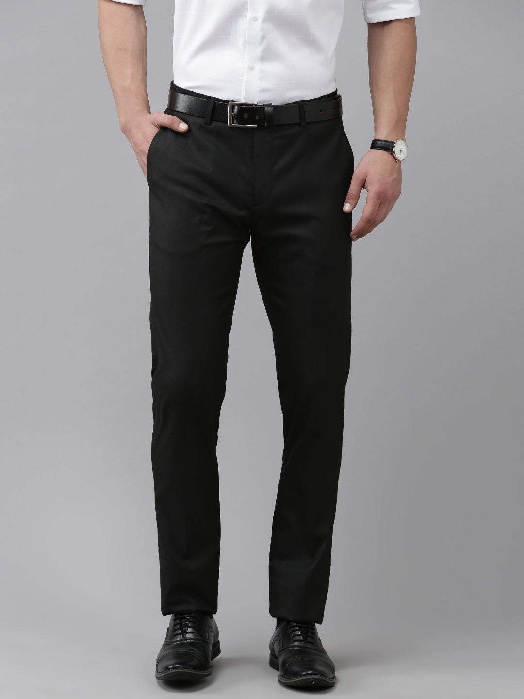 Arrow Men Textured Self Design Tailored Regular Fit Mid-Rise Flat-Front Formal Trousers, Black
Arrow Men Textured Self Design Tailored Regular Fit Mid-Rise Flat-Front Formal Trousers, Black