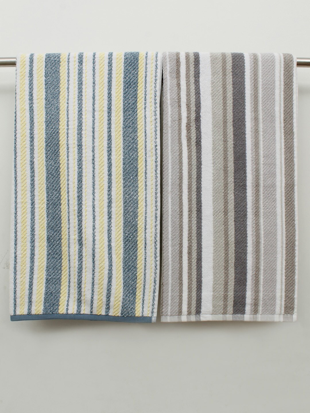AVI Living White & Brown 2 Pieces Striped 500 GSM Pure Cotton Bath Towels