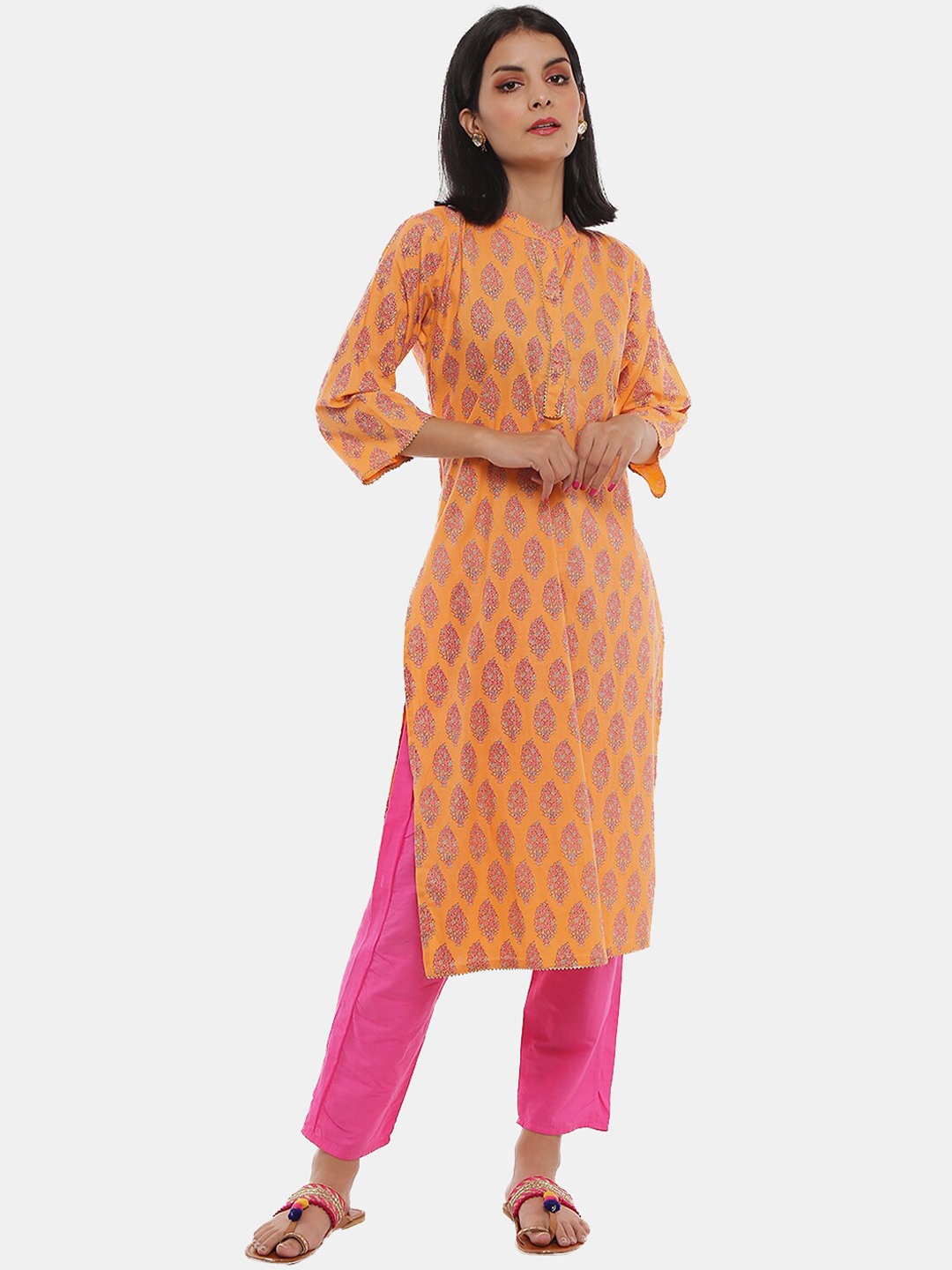 V-Mart Floral Printed Mandarin Collar Gotta Patti Pure Cotton Kurta With Trousers, Pink
V-Mart Floral Printed Mandarin Collar Gotta Patti Pure Cotton Kurta With Trousers, Pink