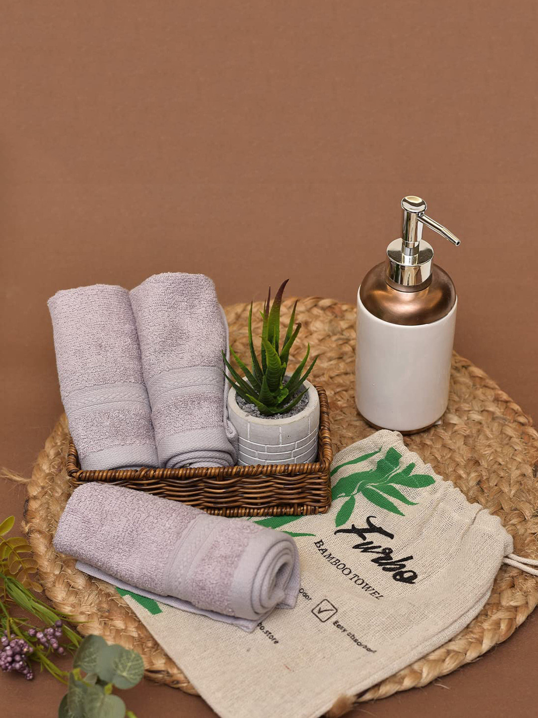 Furbo Blue & White 6 Pcs 100% Bamboo 600 GSM Quick Drying & Anti-bacterial Face Towels
Furbo Blue & White 6 Pcs 100% Bamboo 600 GSM Quick Drying & Anti-bacterial Face Towels