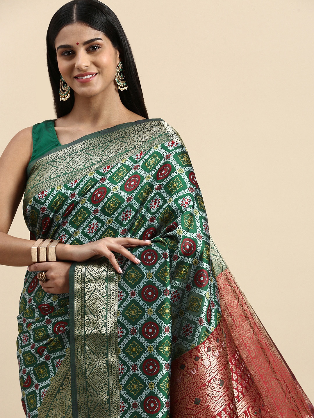 VASTRANAND Ethnic Motifs Zari Patola Saree, Green