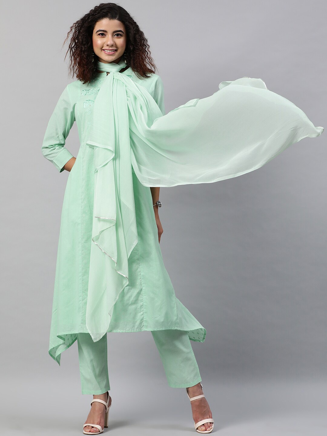 indo street Floral Embroidered Thread Work Pure Cotton Kurta with Trouser with Dupatta, Sea green
indo street Floral Embroidered Thread Work Pure Cotton Kurta with Trouser with Dupatta, Sea green
