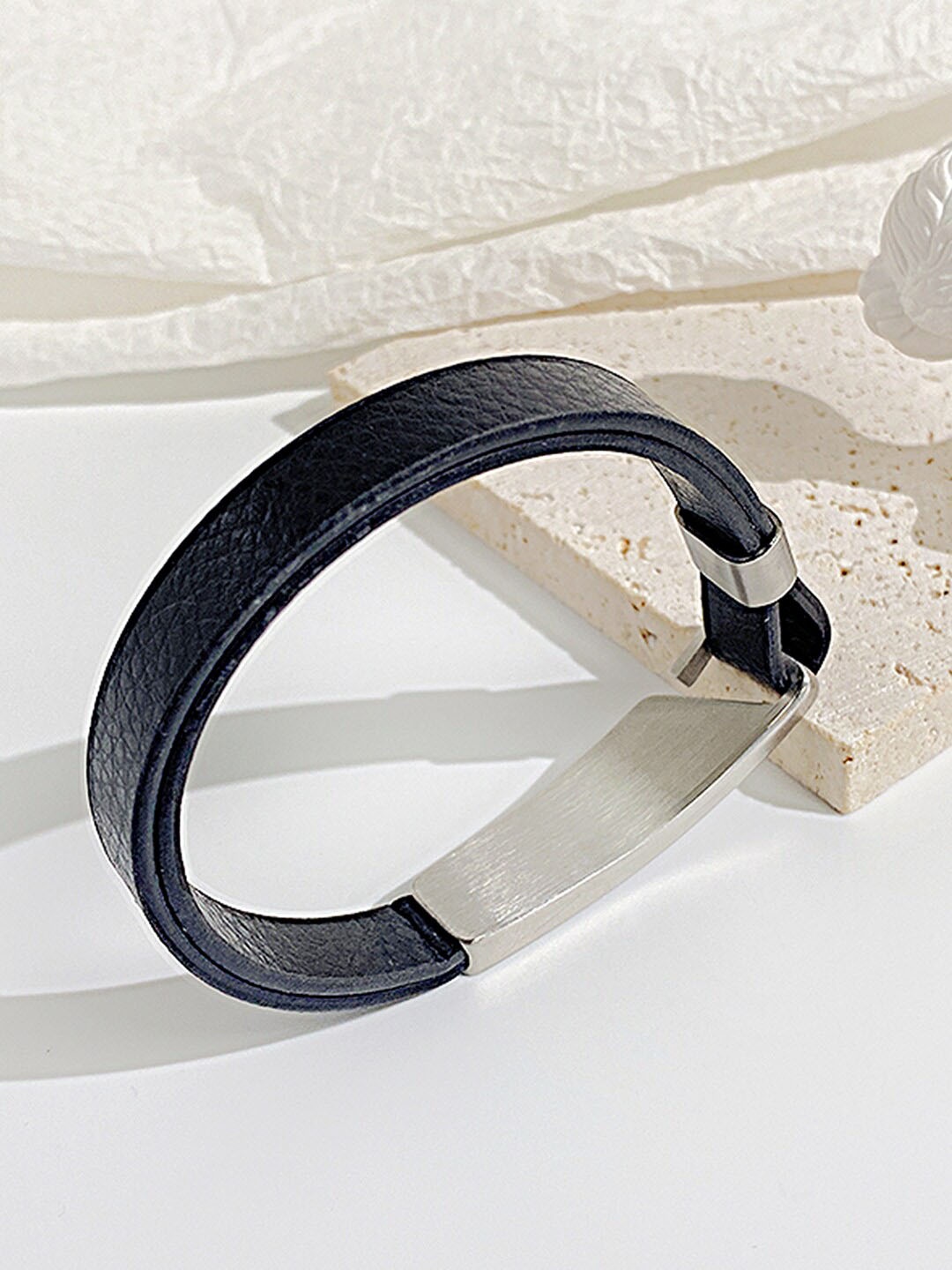 Peora Men Leather Silver-Plated Multistrand Bracelet