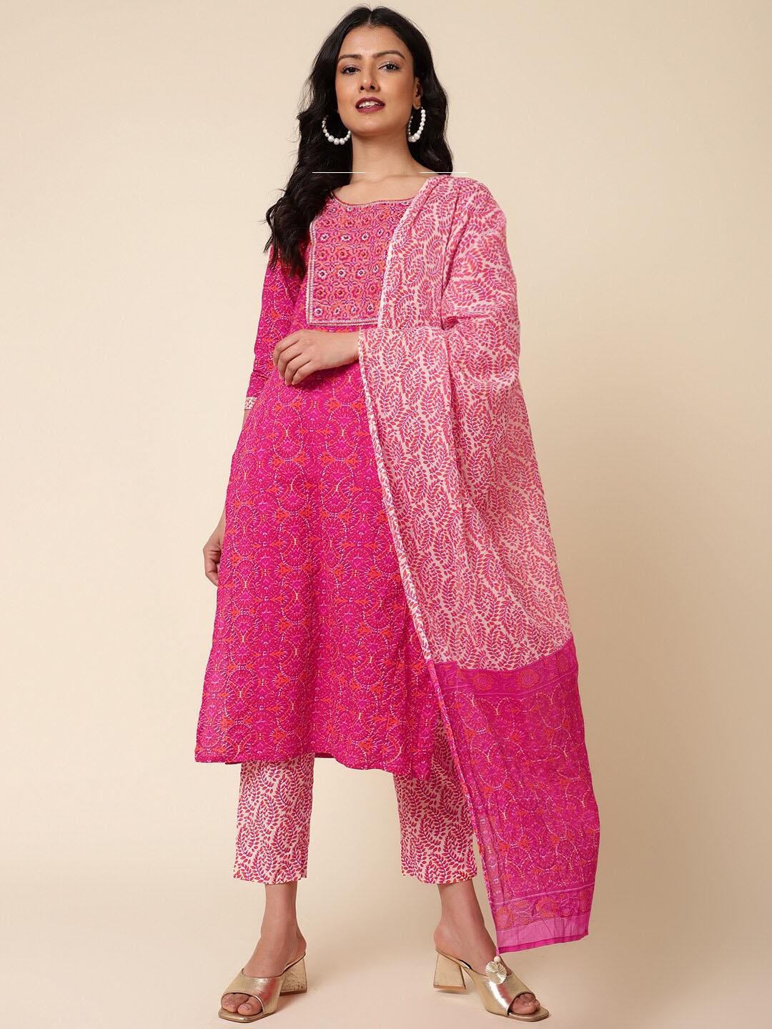 Bani Women Abstract Printed Thread Work Pure Cotton Kurta With Trousers & Dupatta, Magenta
Bani Women Abstract Printed Thread Work Pure Cotton Kurta With Trousers & Dupatta, Magenta