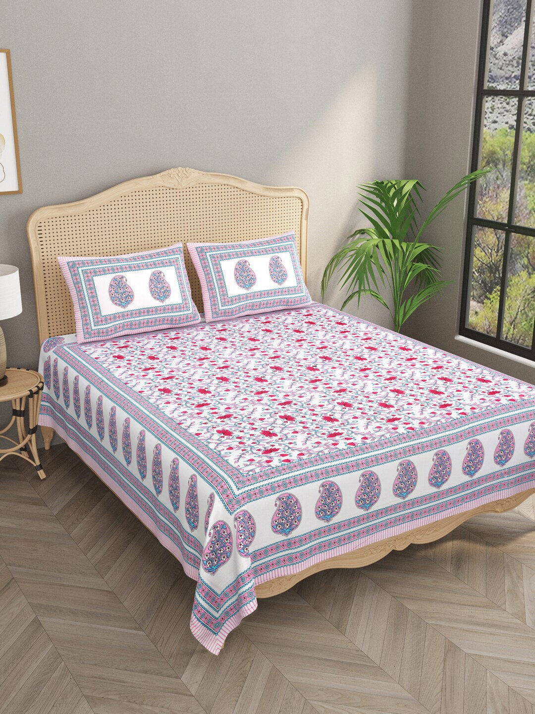 Gulaab Jaipur White & Pink Ethnic Motifs 330 TC Cotton King Bedsheet & 2 Pillow Covers
Gulaab Jaipur White & Pink Ethnic Motifs 330 TC Cotton King Bedsheet & 2 Pillow Covers