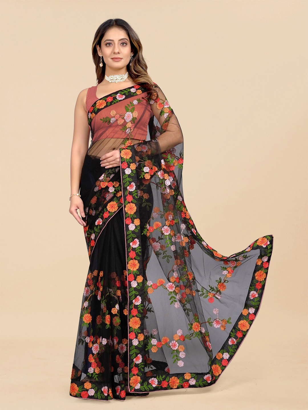 APNISHA Floral Embroidered Saree, Black