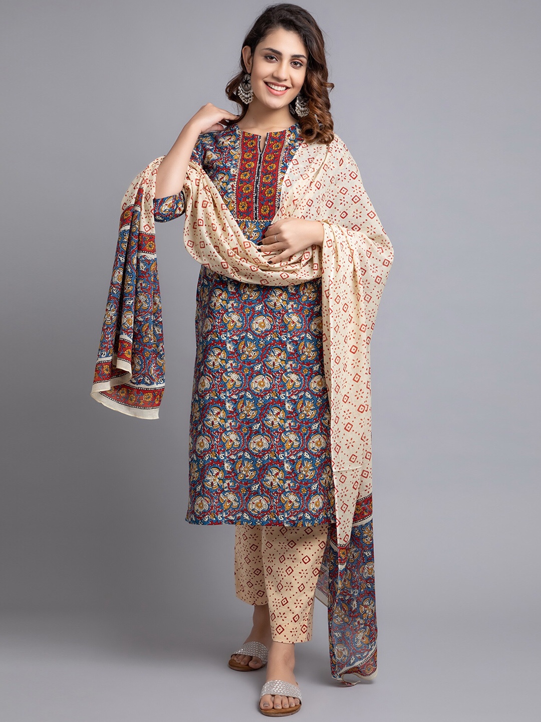 SUTI Floral Printed Notch Neck Pure Cotton Kurta With Trousers & Dupatta, Blue
SUTI Floral Printed Notch Neck Pure Cotton Kurta With Trousers & Dupatta, Blue