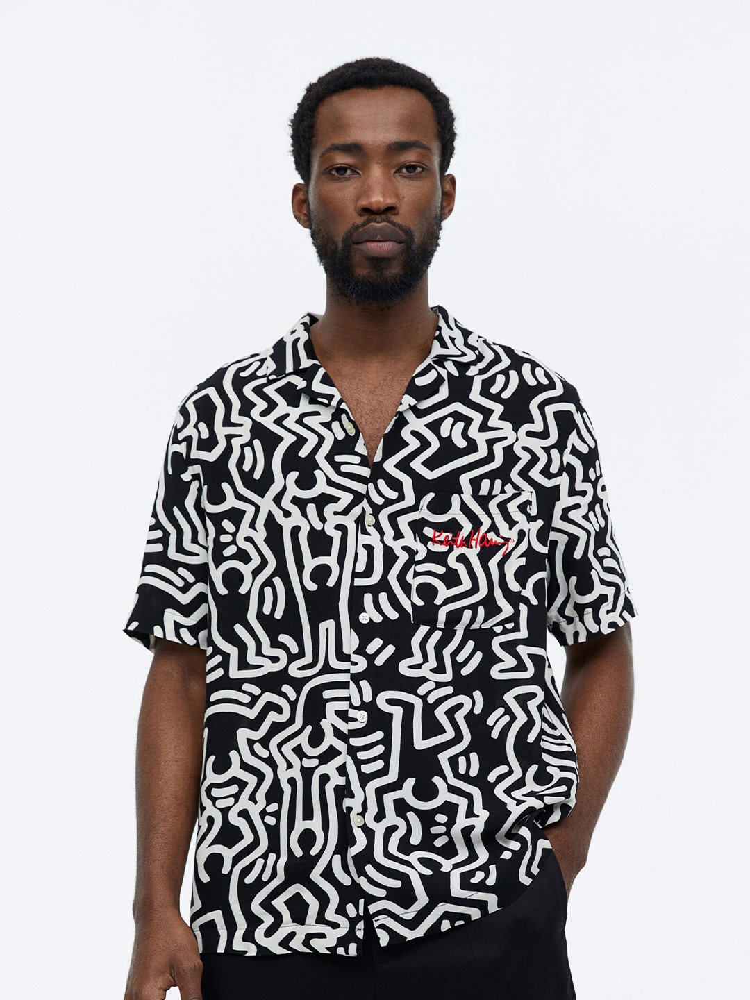 H&M Men Regular Fit Patterned resort shirt, Black