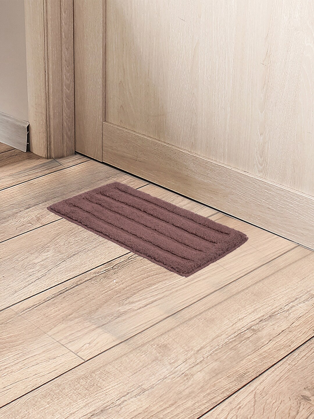 Black Pack of 2 Striped Anti-Skid Cotton Heavy Duty Entrance Rug Shoes Scraper Doormat, Brown
Black Pack of 2 Striped Anti-Skid Cotton Heavy Duty Entrance Rug Shoes Scraper Doormat, Brown