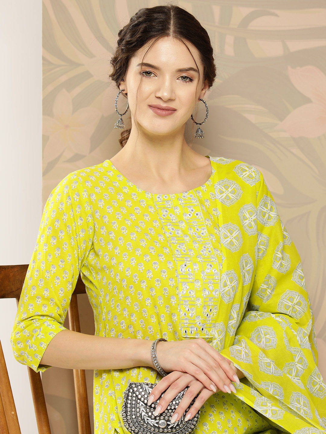 Yufta Ethnic Motifs Printed Regular Pure Cotton Kurta with Trousers & With Dupatta, Lime green
Yufta Ethnic Motifs Printed Regular Pure Cotton Kurta with Trousers & With Dupatta, Lime green
