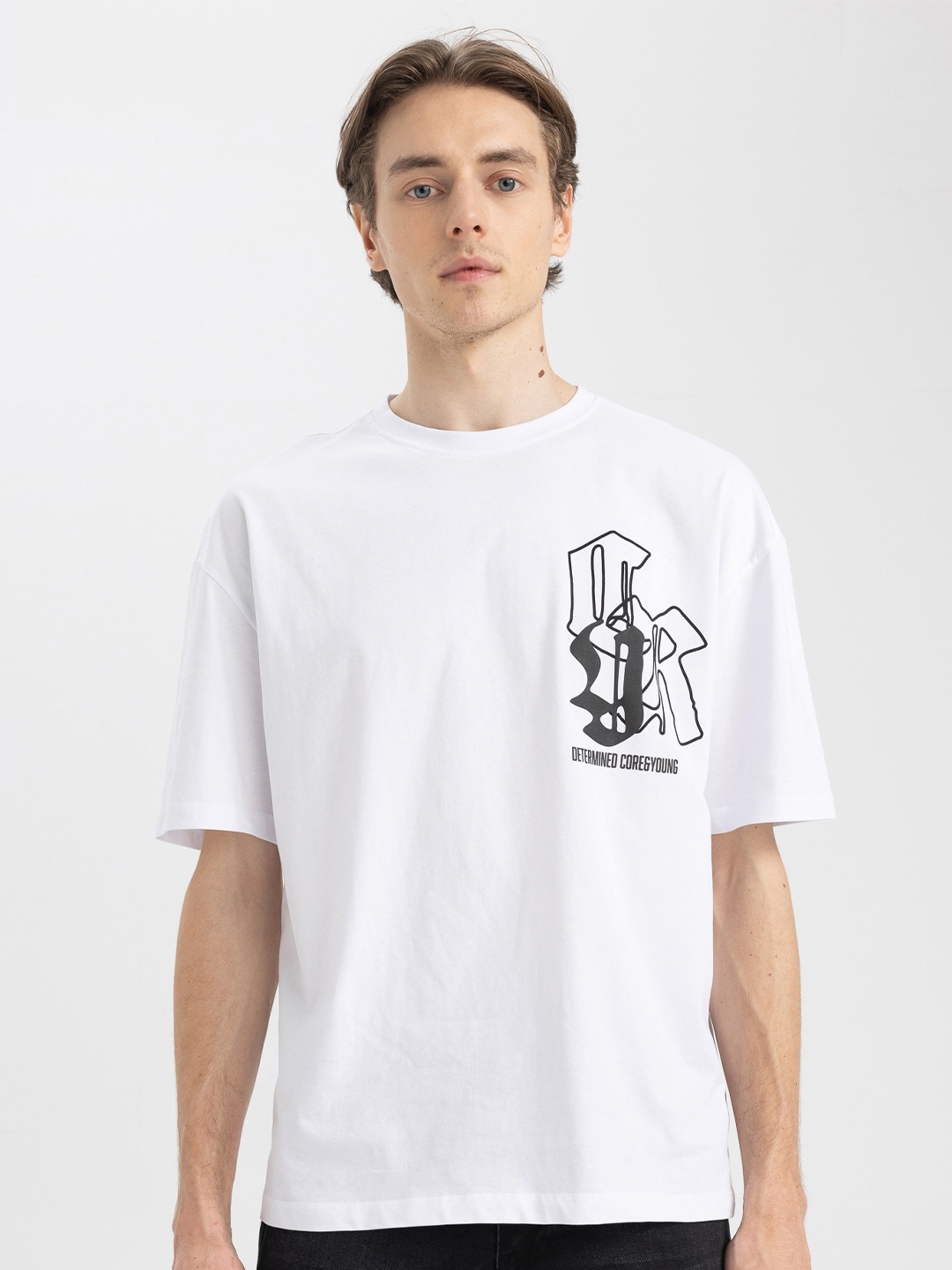 DeFacto Typography Printed Drop-Shoulder Sleeves Pure Cotton Loose Fit T-shirt, White
DeFacto Typography Printed Drop-Shoulder Sleeves Pure Cotton Loose Fit T-shirt, White