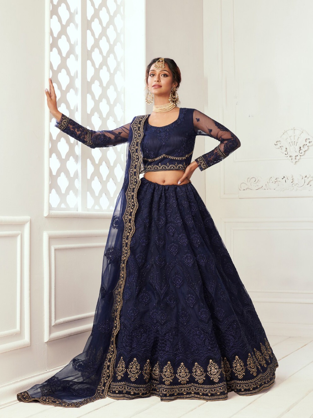 Angroop Embroidered Beads & Stones Semi-Stitched Lehenga & Unstitched Blouse With Dupatta, Navy blue
Angroop Embroidered Beads & Stones Semi-Stitched Lehenga & Unstitched Blouse With Dupatta, Navy blue