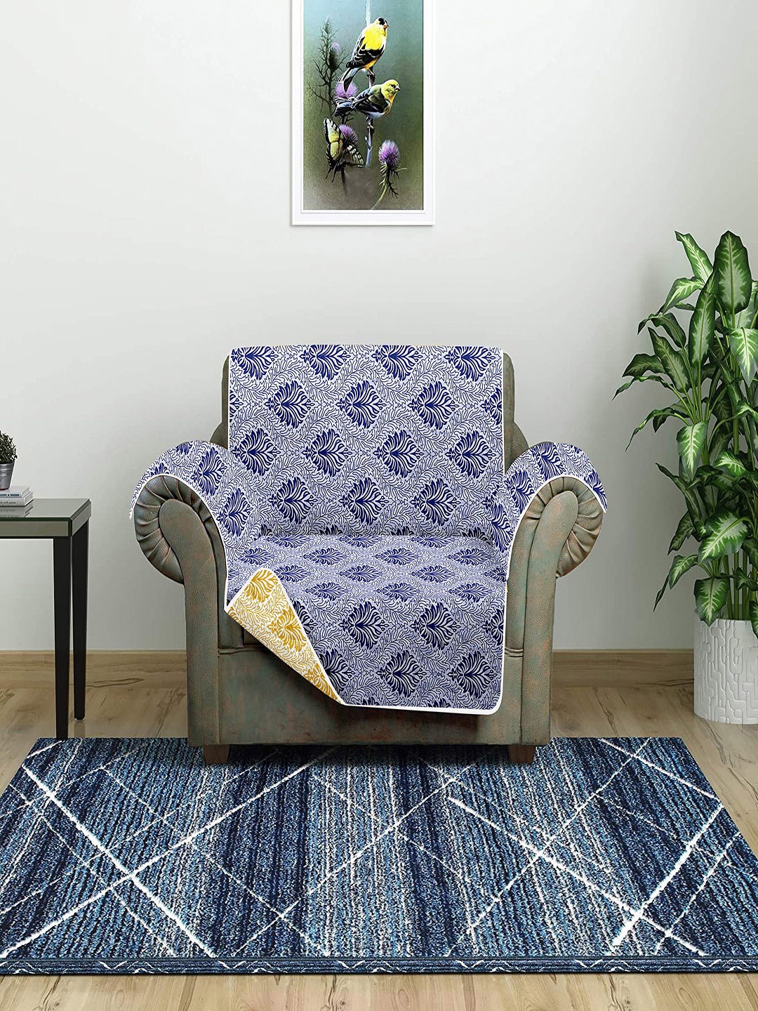 Cortina White & Navy-Blue Ethnic Motif Printed 1-Seater Reversible Sofa Cover With Arm Rest
Cortina White & Navy-Blue Ethnic Motif Printed 1-Seater Reversible Sofa Cover With Arm Rest