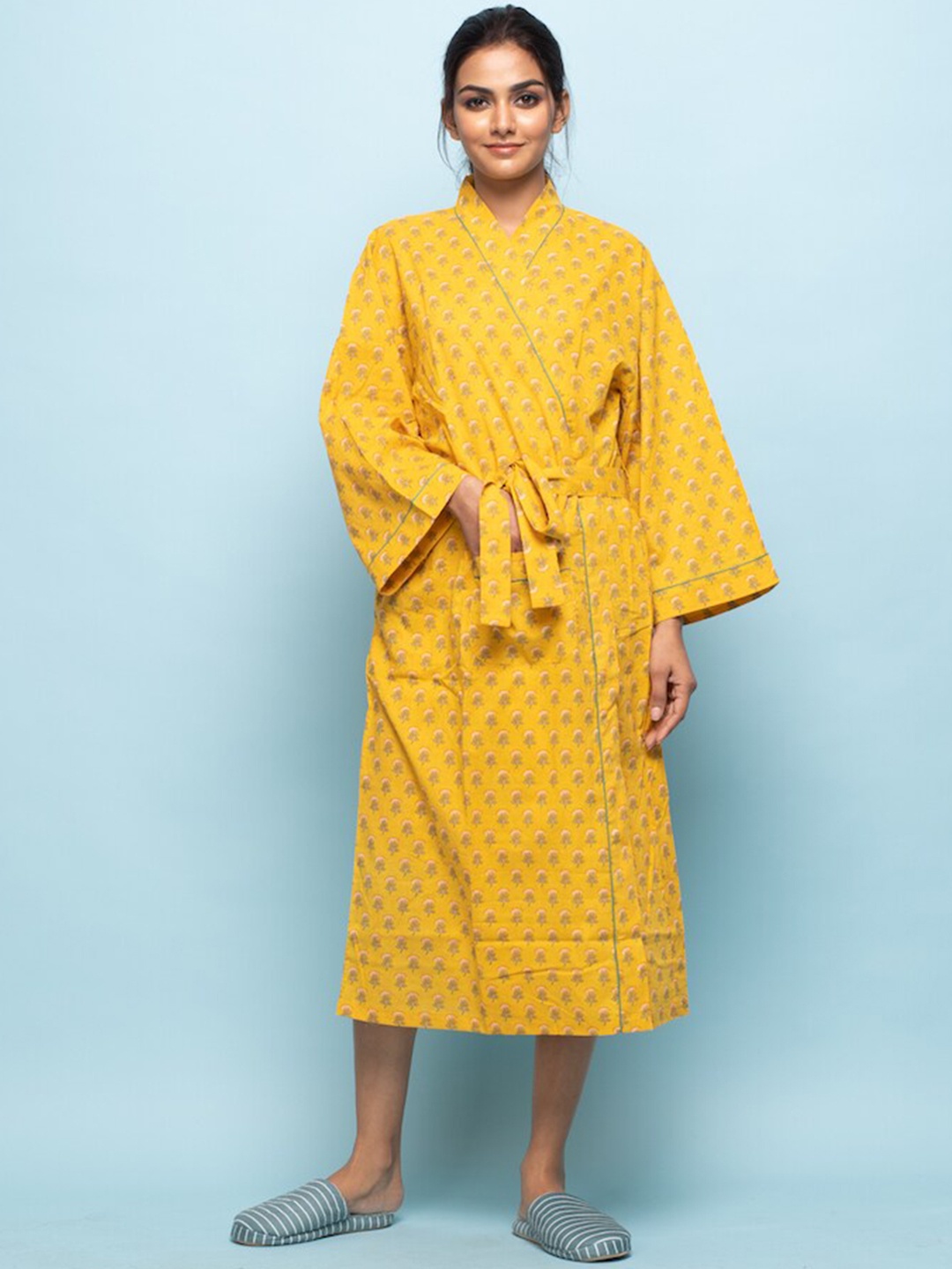 SANSKRUTIHOMES Women Floral Printed Ultra-Soft Cotton Cover-Up Robe, Yellow
SANSKRUTIHOMES Women Floral Printed Ultra-Soft Cotton Cover-Up Robe, Yellow